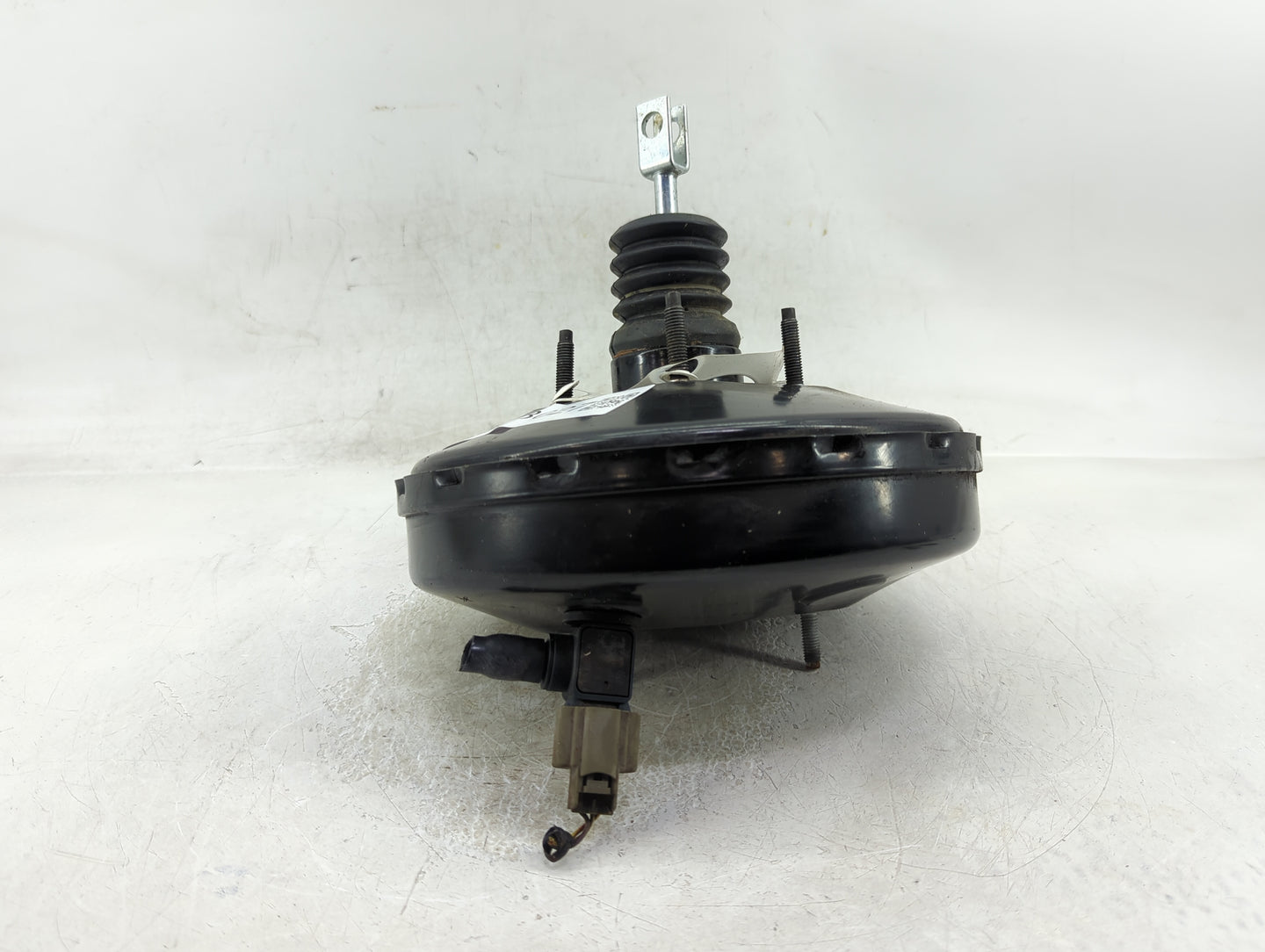 2014-2019 Ford Fiesta Power Brake Booster Oem - Oemusedautoparts1.com