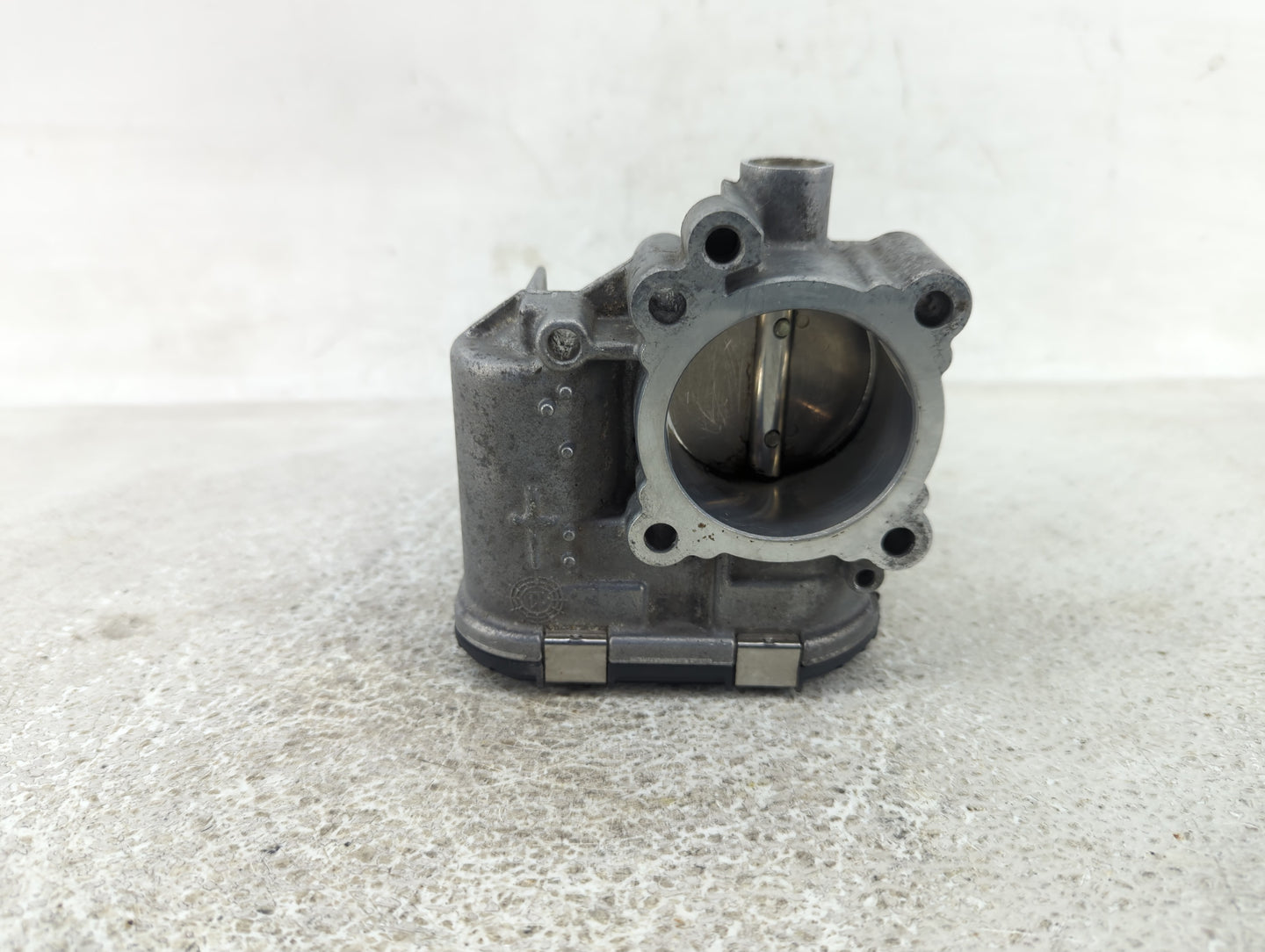 2014-2019 Ford Fiesta Throttle Body P/N:7S7G-9F991-CA Fits Fits 2013 2014 2015 2016 2017 2018 2019 OEM Used Auto Parts - Oem