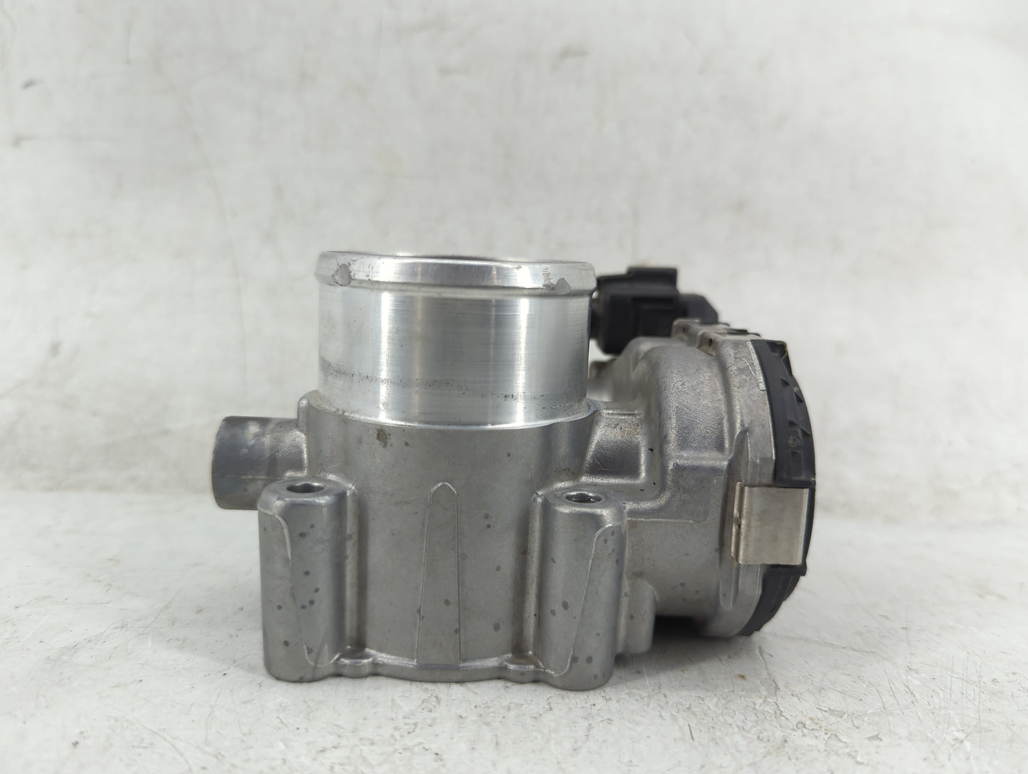 2014-2019 Ford Fiesta Throttle Body P/N:0 280 750 535 7S7G-9F991-CA Fits Fits 2013 2014 2015 2016 2017 2018 2019 OEM Used Au