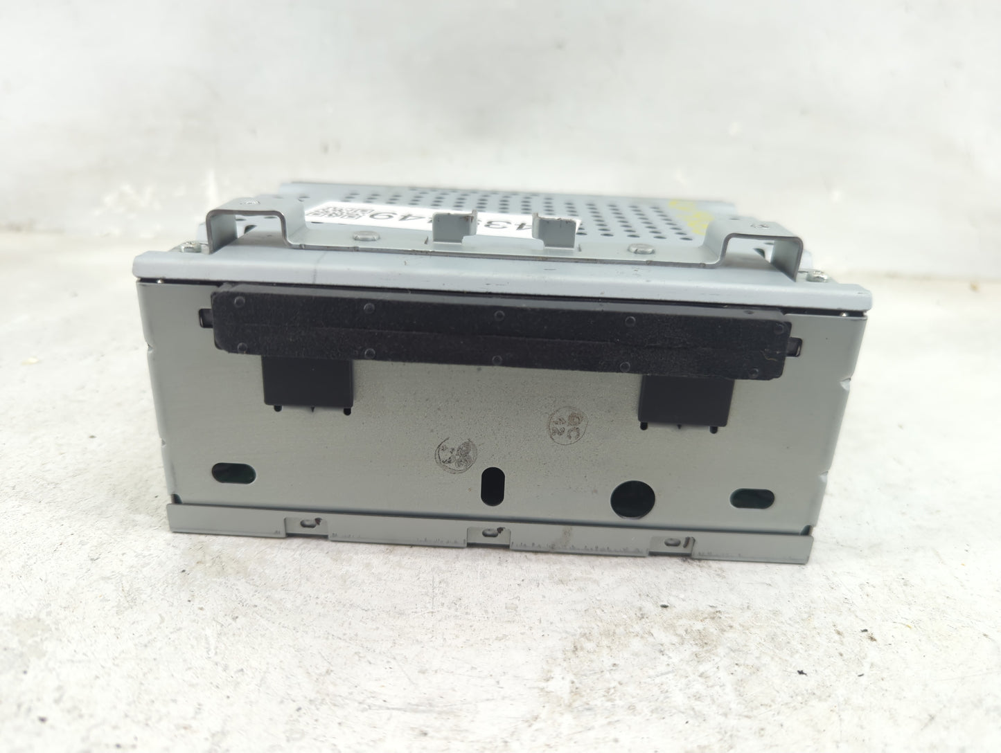 2018-2019 Ford Fiesta Radio AM FM Cd Player Receiver Replacement P/N:D2BT-19C107-EN Fits Fits 2018 2019 OEM Used Auto Parts 