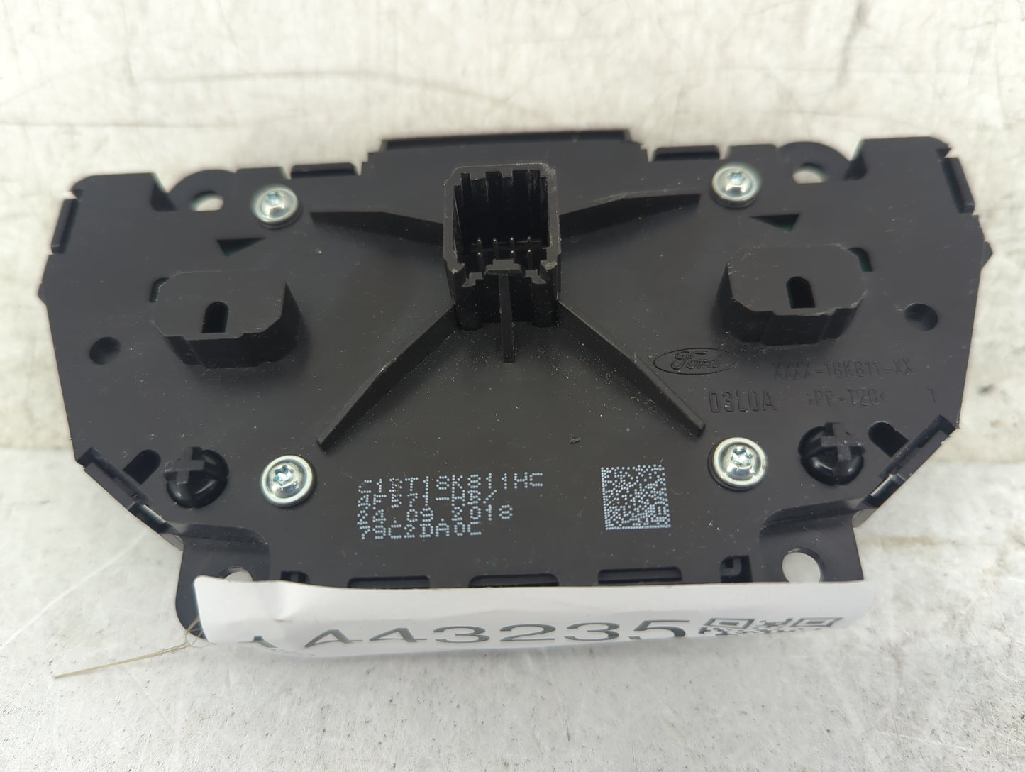 2019 Ford Fiesta Climate Control Module Temperature AC/Heater Replacement P/N:C1BT18K811HC C1BT-18K811-HC Fits OEM Used Auto