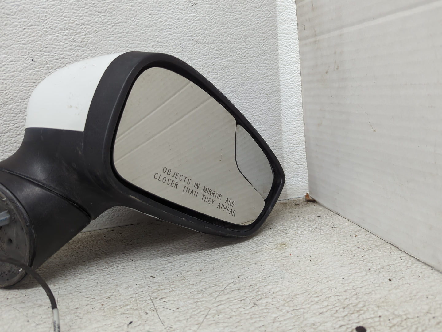 2011-2019 Ford Fiesta Passenger Side View Mirror - Right Door Mirror OEM Used - Oemusedautoparts1.com