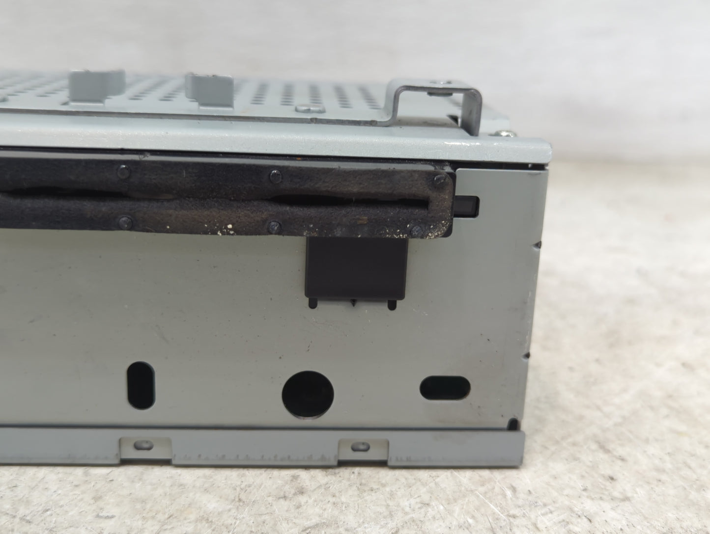 2018-2019 Ford Fiesta Radio AM FM Cd Player Receiver Replacement P/N:D2BT-19C107-EN BMER300703 Fits Fits 2018 2019 OEM Used 