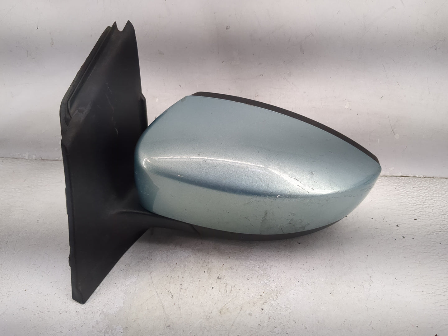 2019 Ford Fiesta Driver Side View Mirror - Left Door Mirror OEM Used - Oemusedautoparts1.com