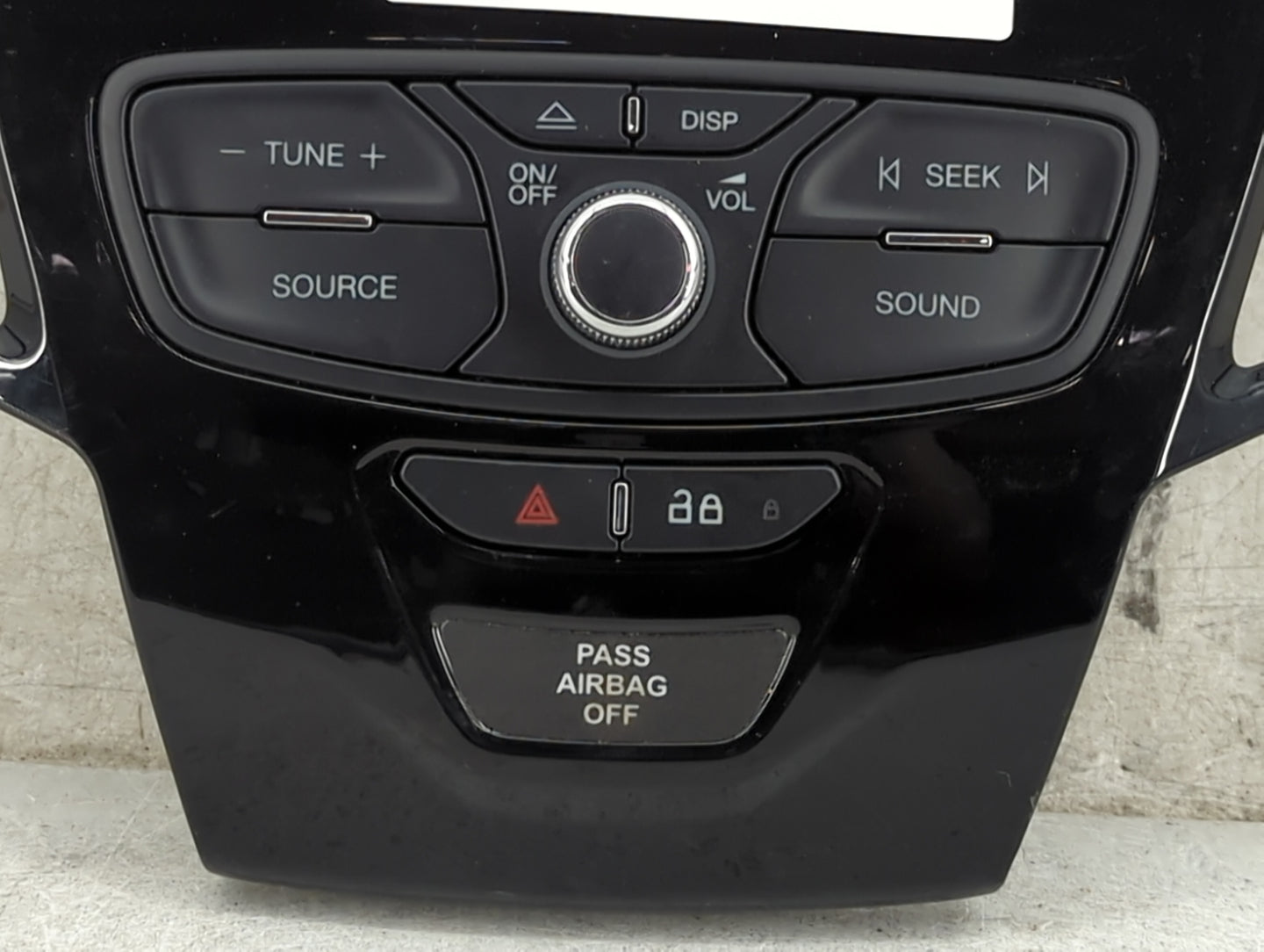2016-2019 Ford Fiesta Radio Control Panel Black - Oemusedautoparts1.com
