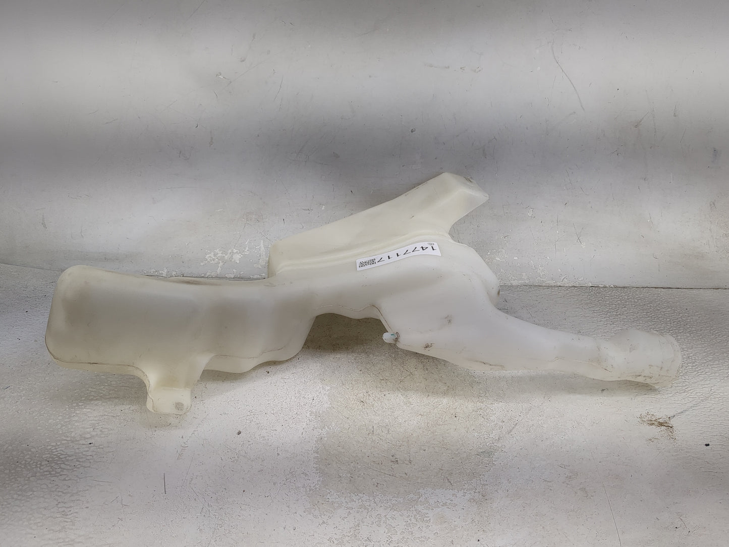 2011-2019 Ford Fiesta Windshield Washer Fluid Reservoir Bottle Oem 1477117 - Oemusedautoparts1.com