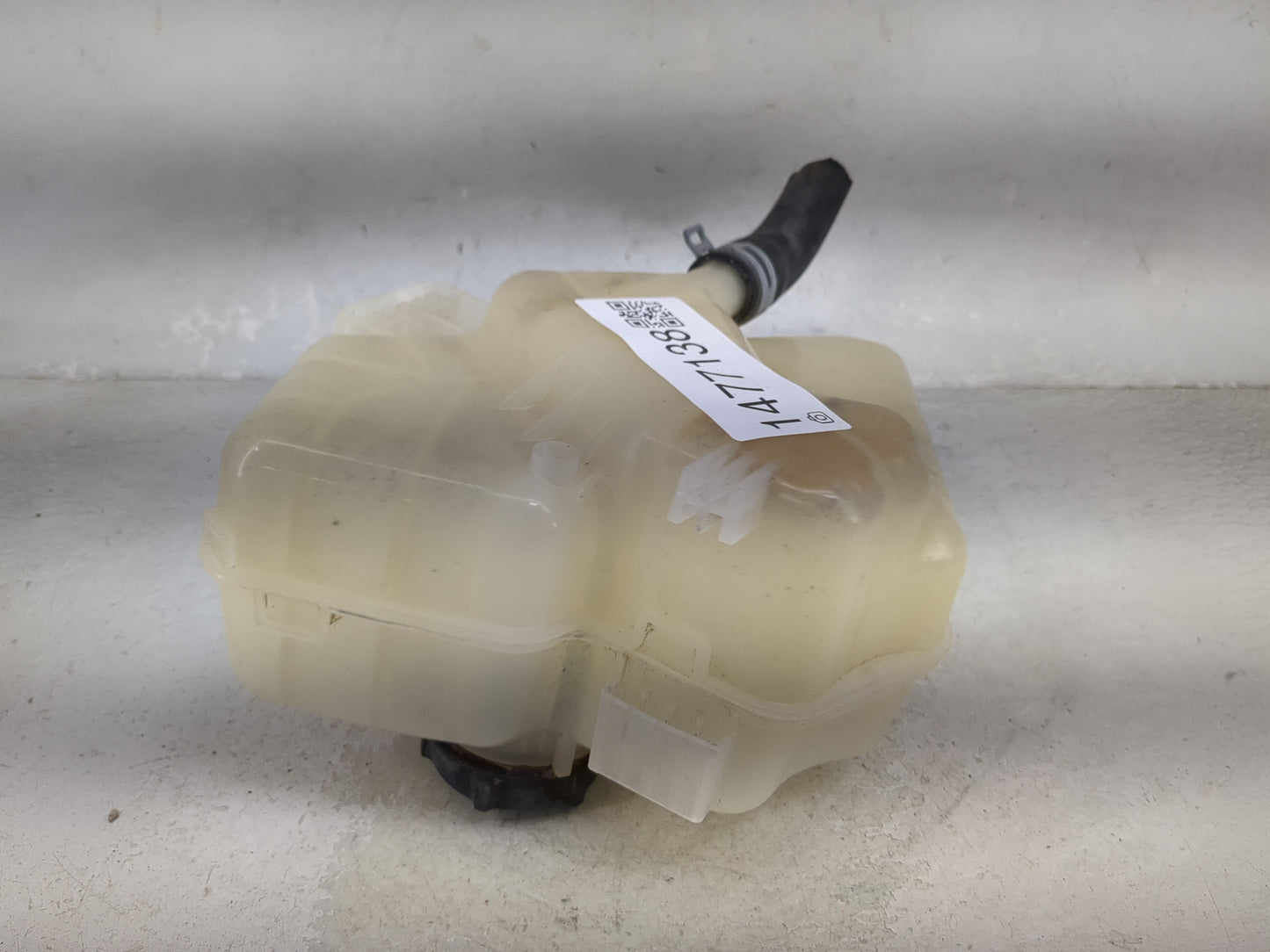 2011-2019 Ford Fiesta Radiator Coolant Overflow Expansion Tank Bottle 1477138 - Oemusedautoparts1.com