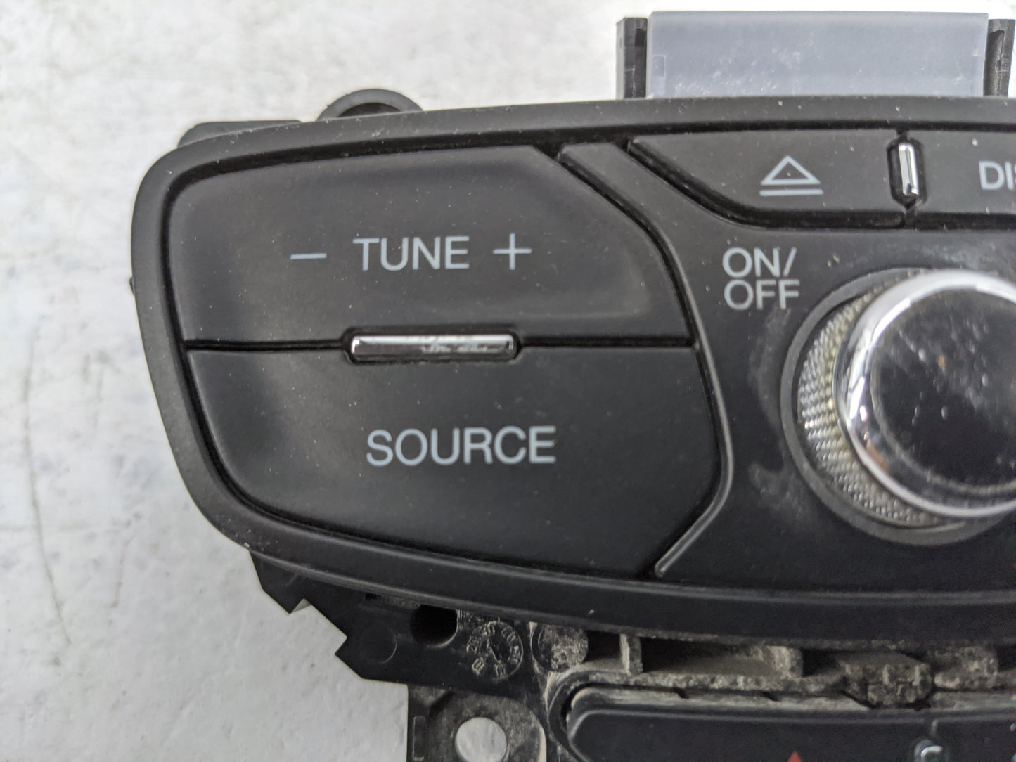 2016-2019 Ford Fiesta Radio Control Panel 1477797 - Oemusedautoparts1.com
