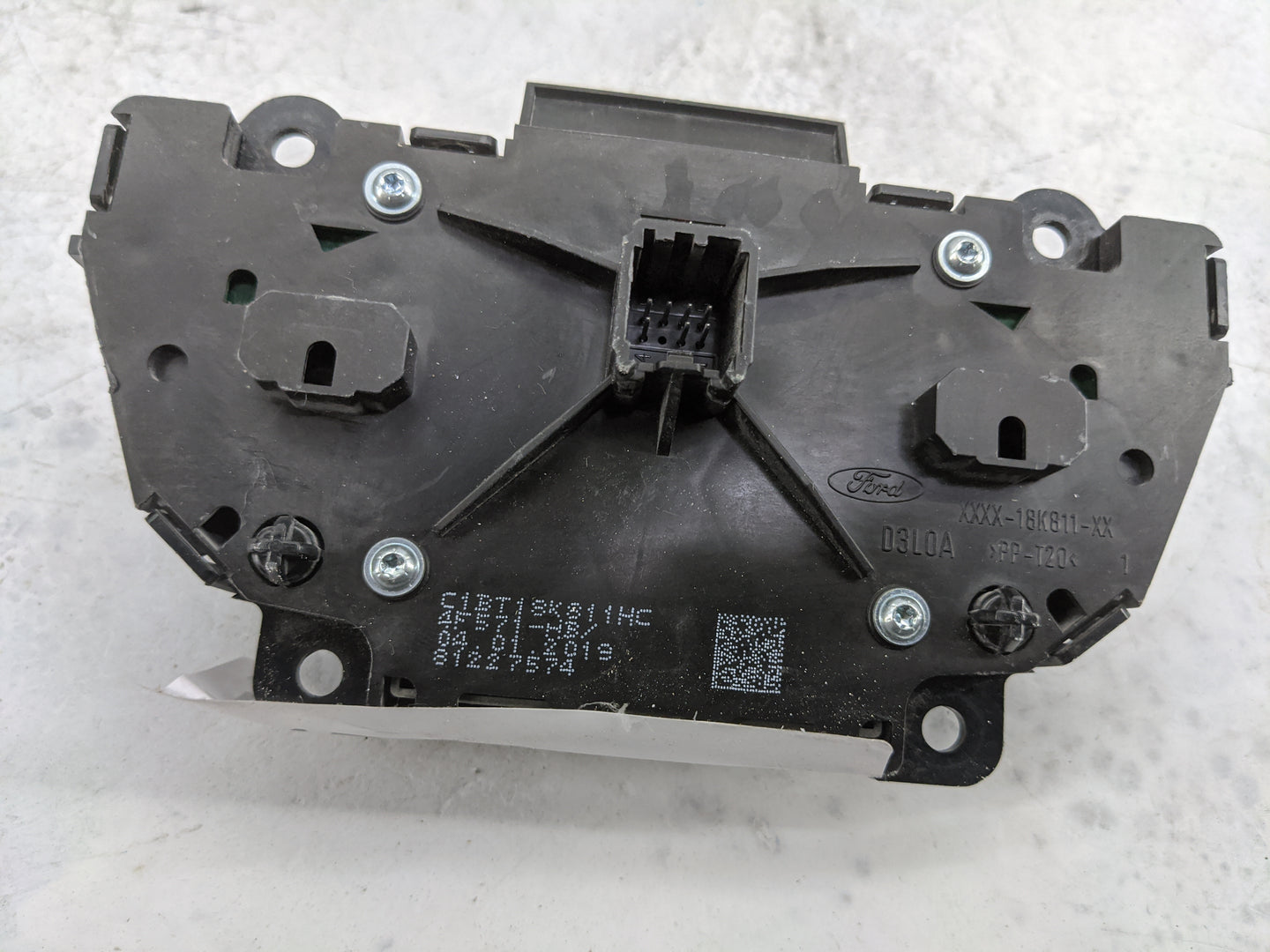 2016-2019 Ford Fiesta Radio Control Panel 1477797 - Oemusedautoparts1.com