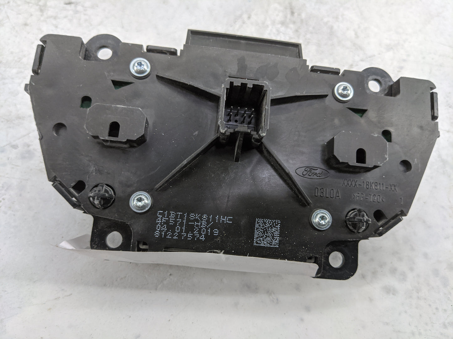 2016-2019 Ford Fiesta Radio Control Panel 1477797 - Oemusedautoparts1.com