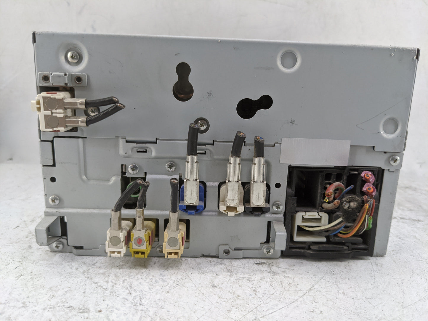 2018-2019 Ford Fiesta Radio AM FM Cd Player Receiver Replacement P/N:A 246 900 88 16 Fits Fits 2018 2019 OEM Used Auto Parts