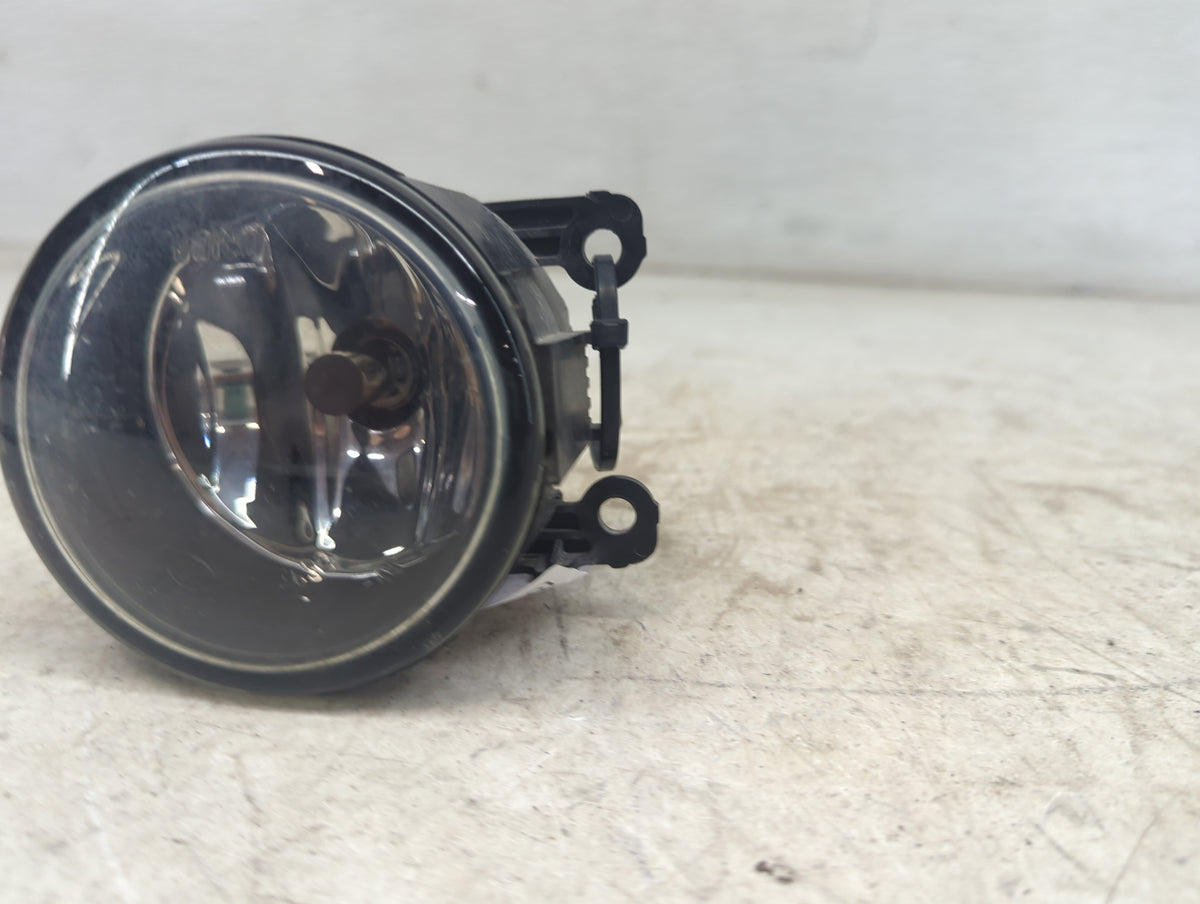 2019 Ford Fiesta Passenger Right Oem Front Light Lamp Black - Oemusedautoparts1.com
