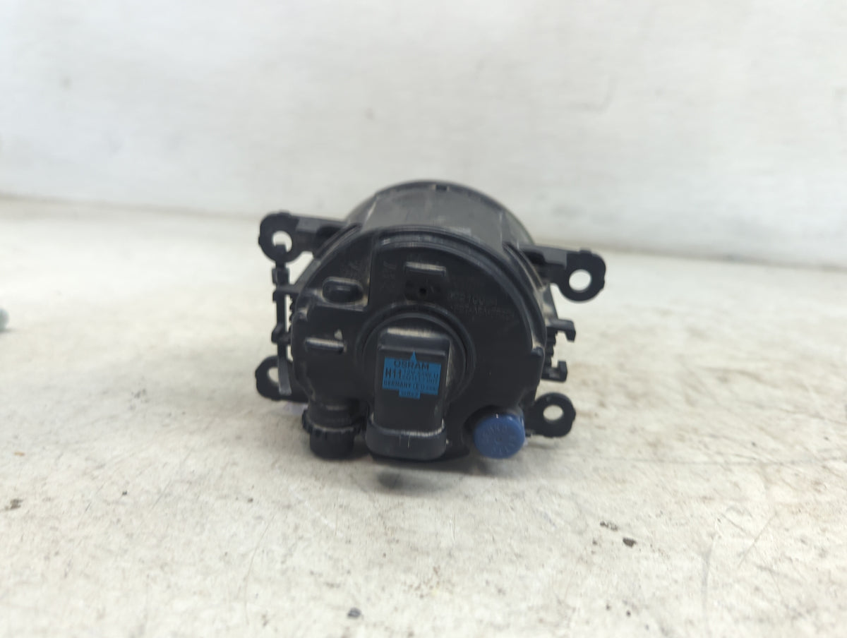 2019 Ford Fiesta Passenger Right Oem Front Light Lamp Black - Oemusedautoparts1.com