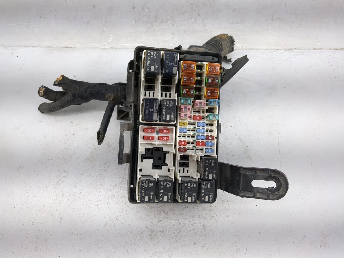 2014-2019 Ford Fiesta Fusebox Fuse Box Panel Relay Module P/N:9L2T-14B192-AA 8T2T-14B192-AB Fits OEM Used Auto Parts - Oemus