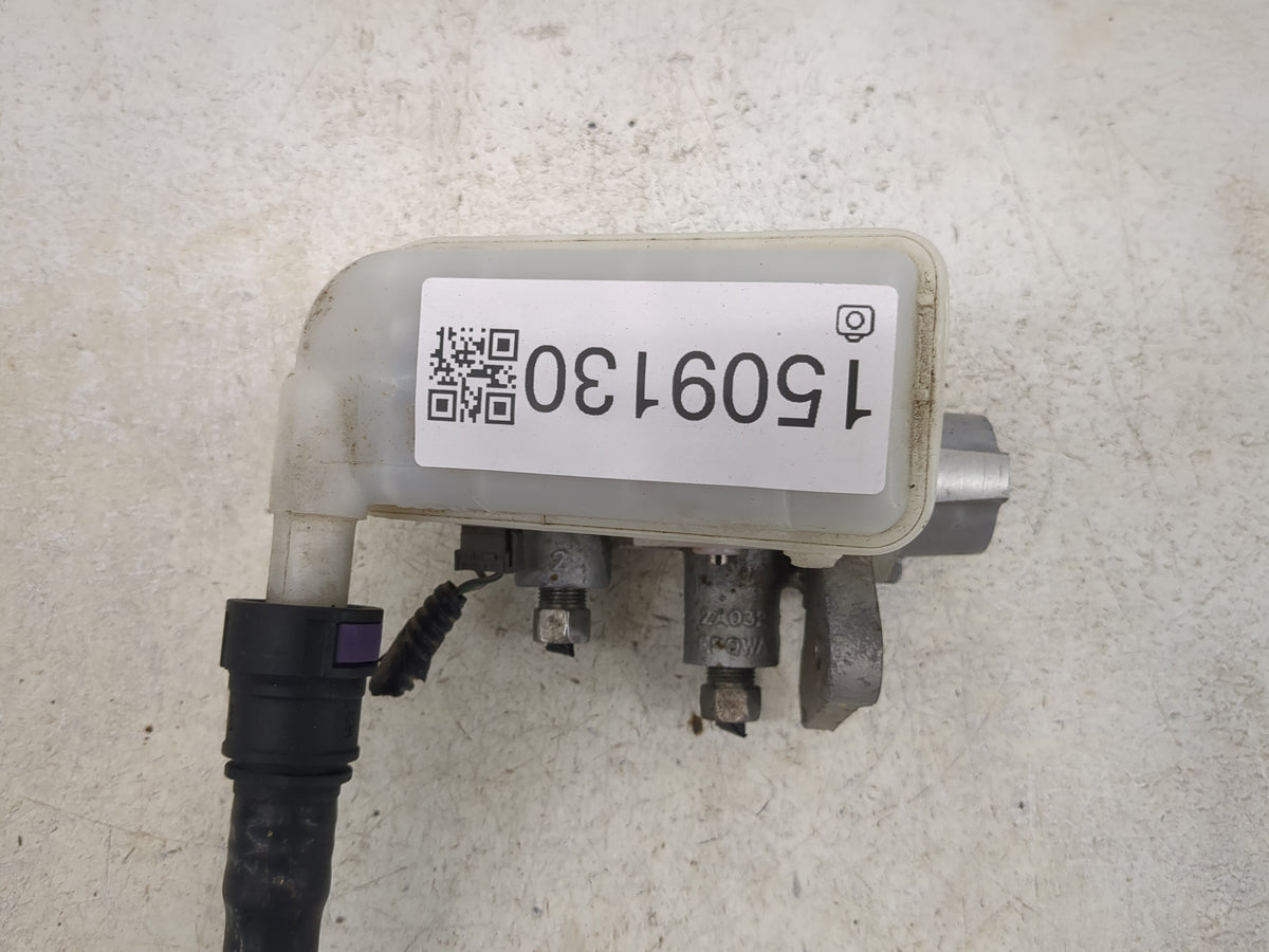 2011-2019 Ford Fiesta Brake Master Cylinder 1509130 - Oemusedautoparts1.com