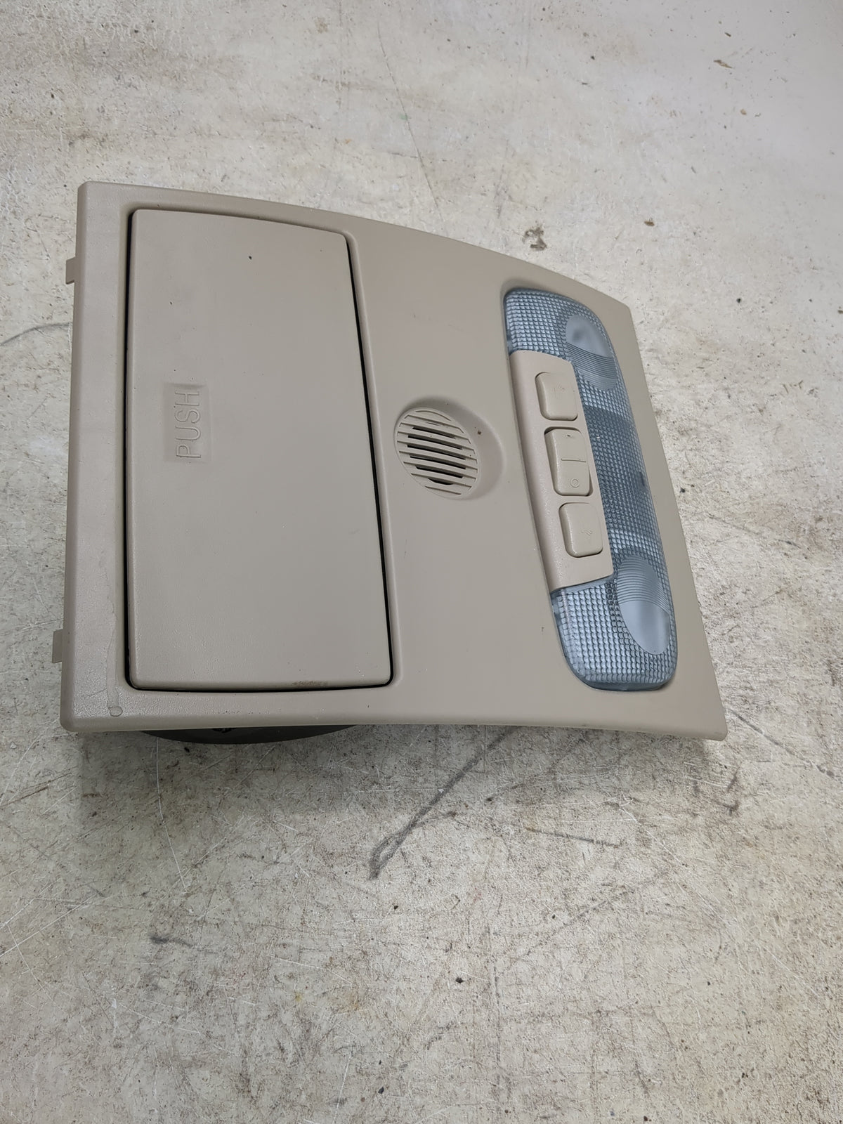 2014-2019 Ford Fiesta Overhead Roof Console Tan 1516088 - Oemusedautoparts1.com