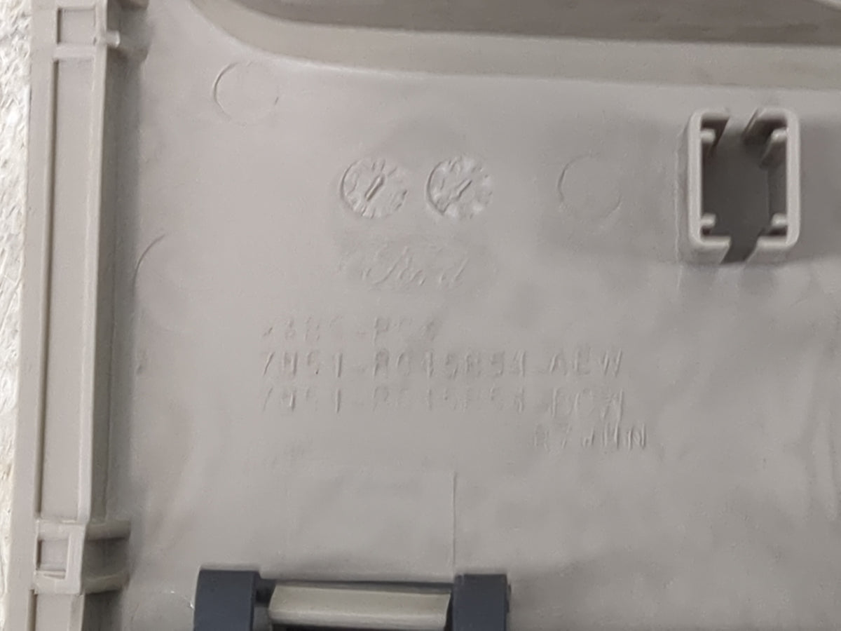 2014-2019 Ford Fiesta Overhead Roof Console Tan 1516088 - Oemusedautoparts1.com