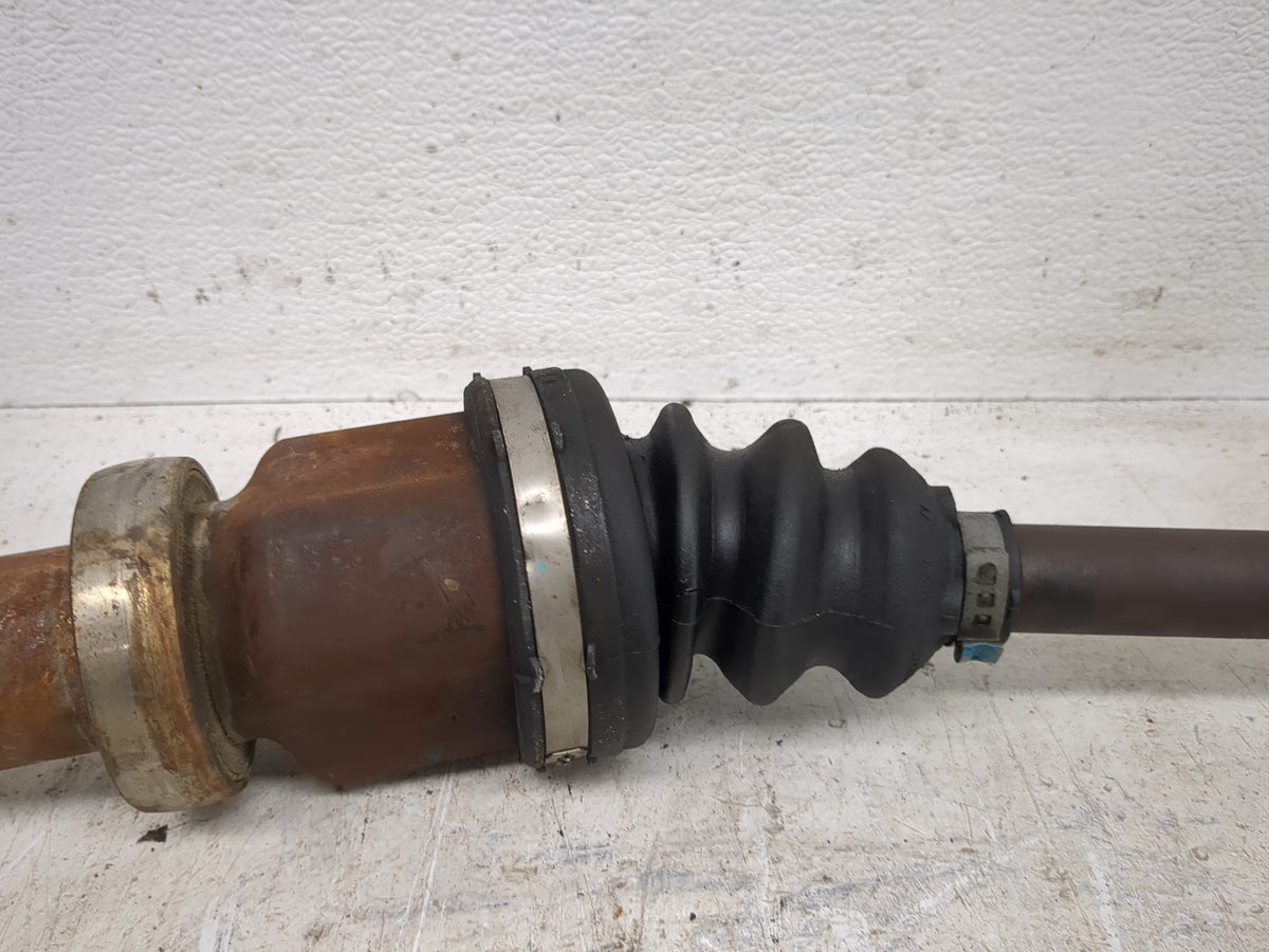 2018-2019 Ford Fiesta Axle Shaft Front Passenger Cv C/v 1520252 - Oemusedautoparts1.com