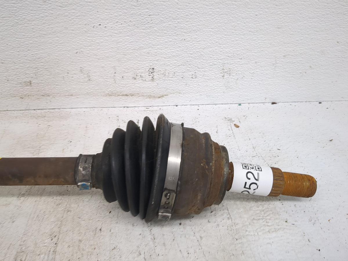 2018-2019 Ford Fiesta Axle Shaft Front Passenger Cv C/v 1520252 - Oemusedautoparts1.com