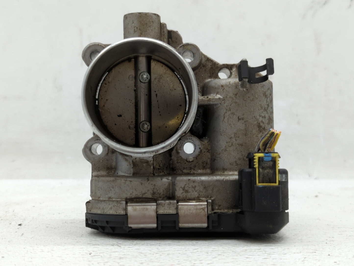 2014-2019 Ford Fiesta Throttle Body P/N:7S7G-9F991-CA Fits Fits 2013 2014 2015 2016 2017 2018 2019 OEM Used Auto Parts - Oem