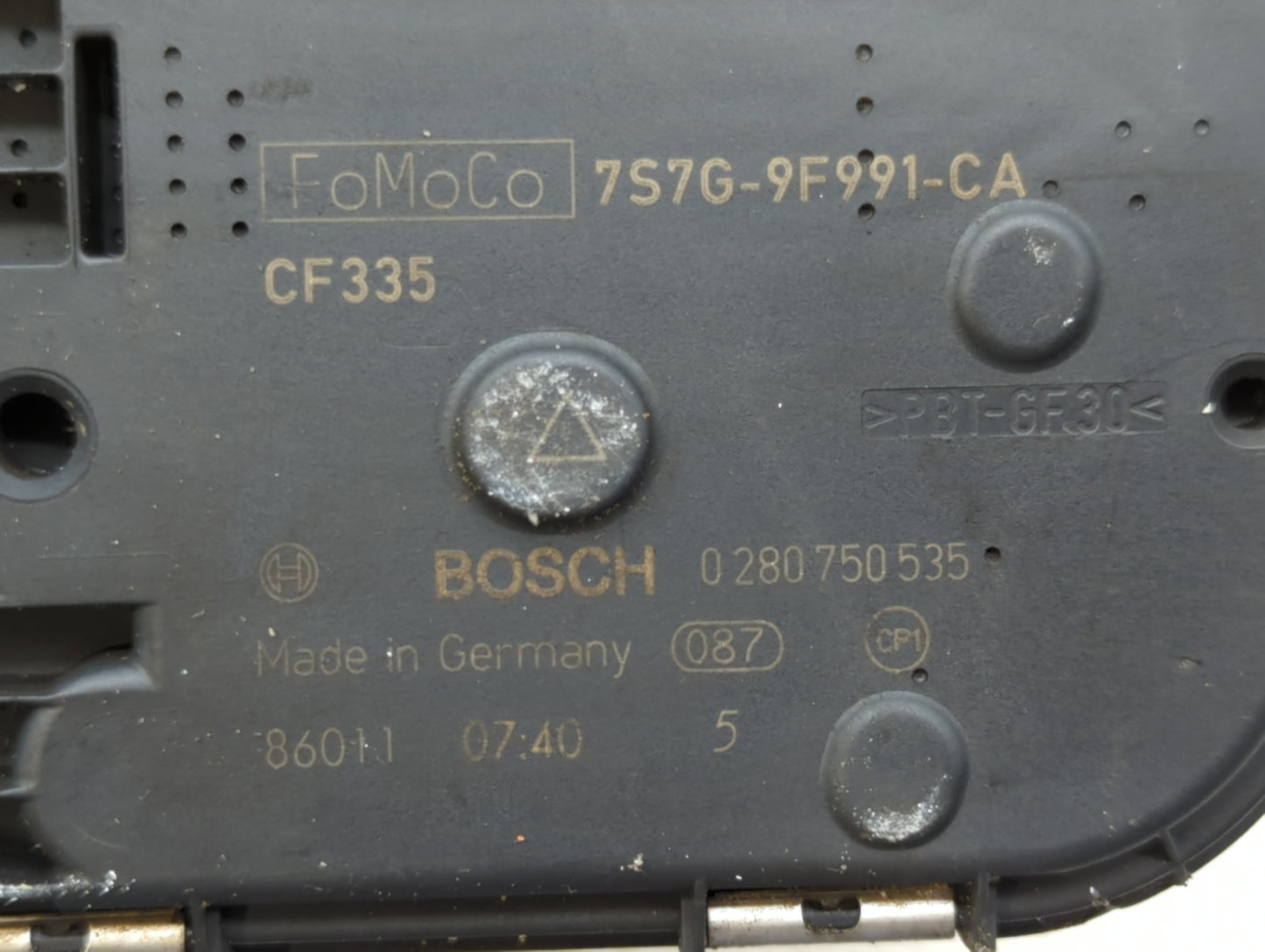 2014-2019 Ford Fiesta Throttle Body P/N:7S7G-9F991-CA Fits Fits 2013 2014 2015 2016 2017 2018 2019 OEM Used Auto Parts - Oem