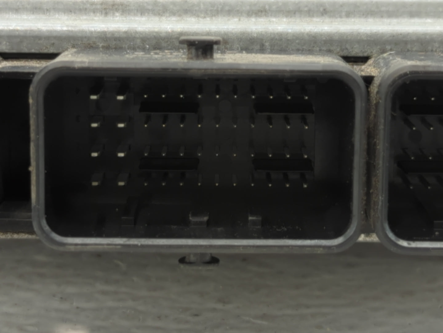 2019 Ford Fiesta PCM Engine Control Computer ECU ECM PCU OEM P/N:KA6A-12A650-BD KA6A-12A650-AC, KA6A-12A650-AD Fits OEM Used