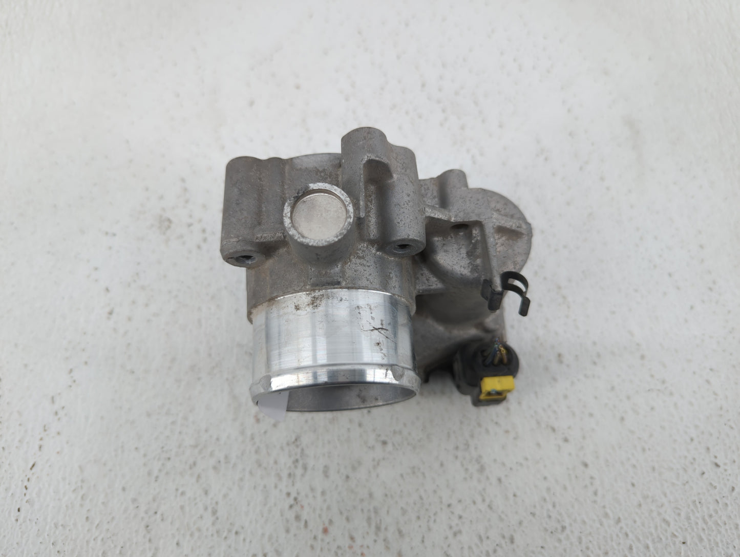 2014-2019 Ford Fiesta Throttle Body P/N:7S7G-9F991-CA Fits Fits 2013 2014 2015 2016 2017 2018 2019 OEM Used Auto Parts - Oem