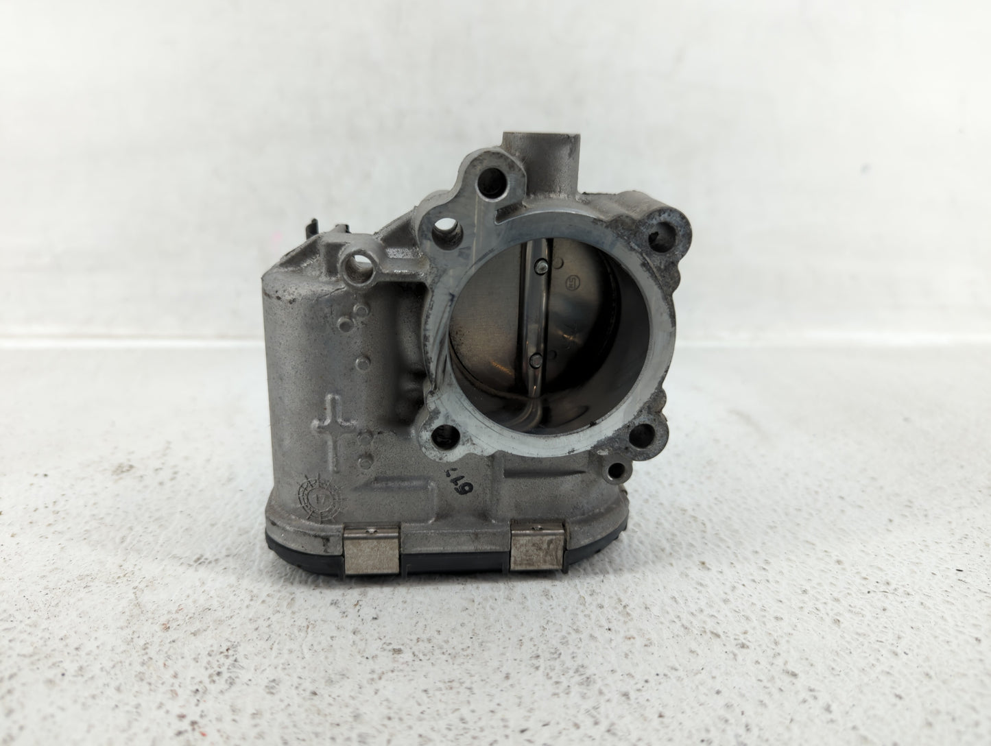 2014-2019 Ford Fiesta Throttle Body P/N:7S7G-9F991-CA Fits Fits 2013 2014 2015 2016 2017 2018 2019 OEM Used Auto Parts - Oem