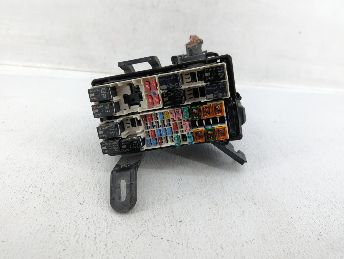 2014-2019 Ford Fiesta Fusebox Fuse Box Panel Relay Module Fits Fits 2014 2015 2016 2017 2018 2019 OEM Used Auto Parts - Oemu