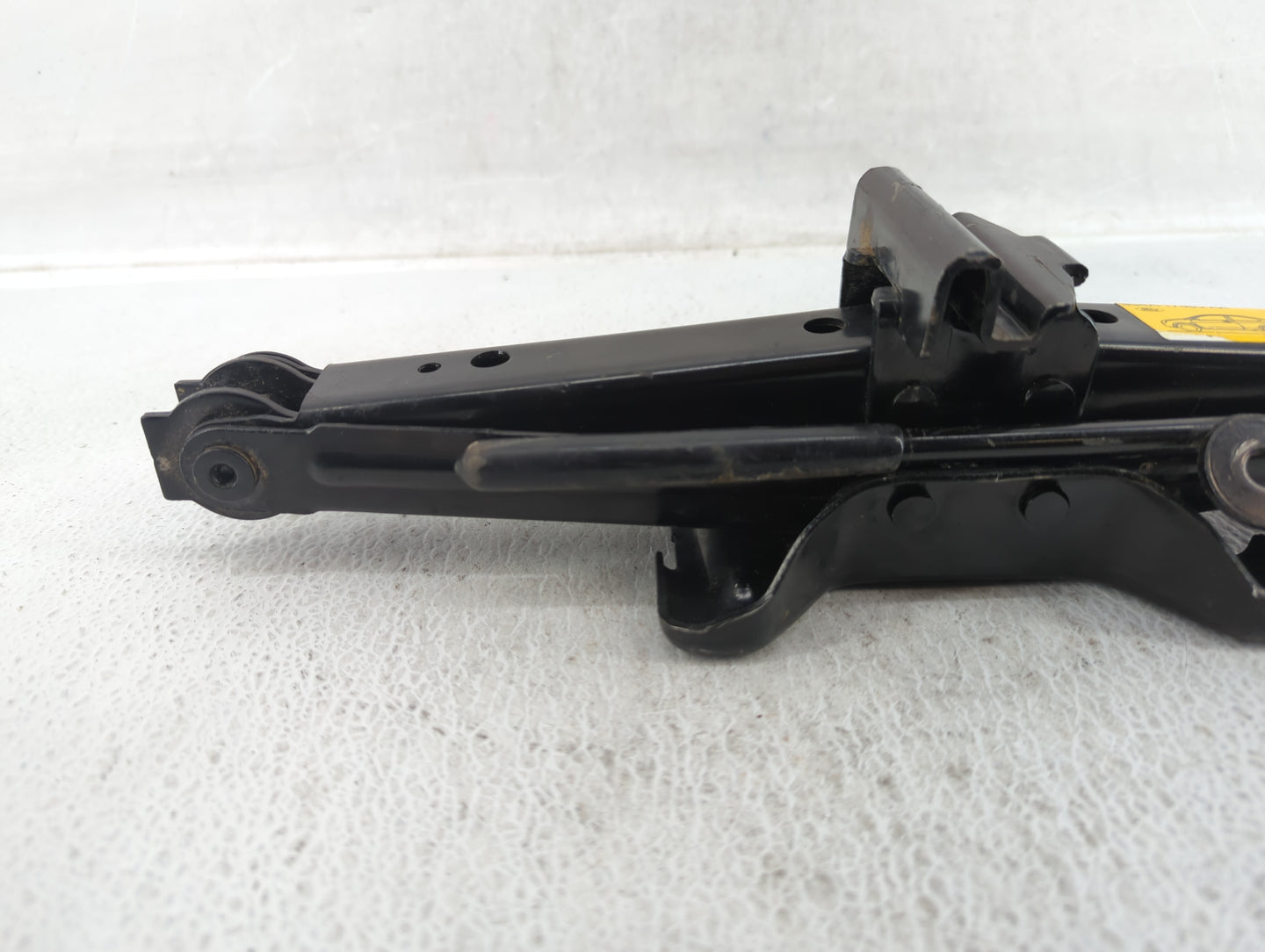 2019 Ford Fiesta Spare Scissor Car Jack - Oemusedautoparts1.com