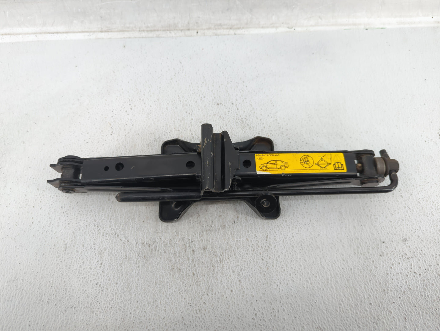 2019 Ford Fiesta Spare Scissor Car Jack - Oemusedautoparts1.com