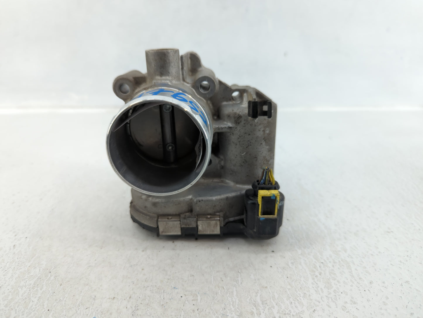 2014-2019 Ford Fiesta Throttle Body P/N:7S7G-9F991-CA Fits Fits 2013 2014 2015 2016 2017 2018 2019 OEM Used Auto Parts - Oem