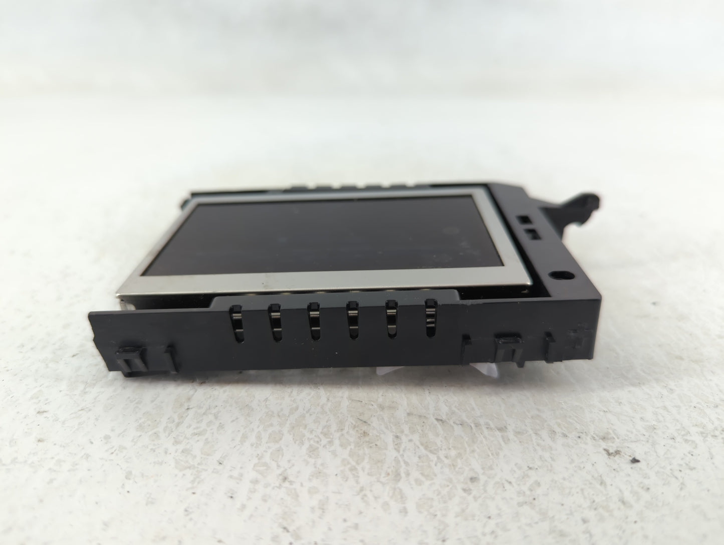 Ford Fiesta Am Fm Cd Player Radio Receiver - Oemusedautoparts1.com