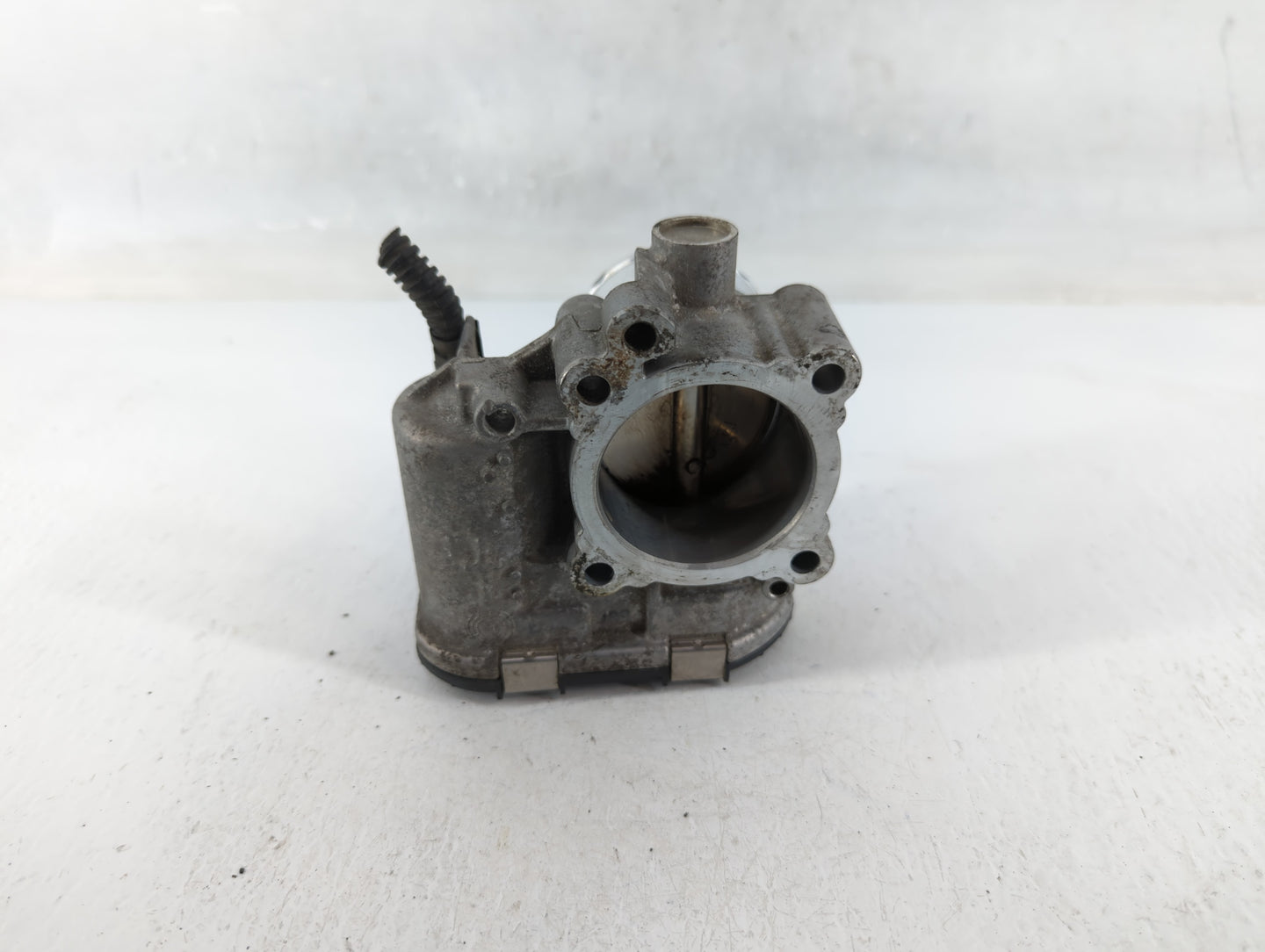 2014-2019 Ford Fiesta Throttle Body P/N:0 280 750 535 Fits Fits 2013 2014 2015 2016 2017 2018 2019 OEM Used Auto Parts - Oem