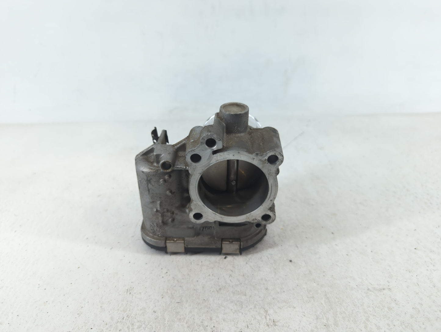 2014-2019 Ford Fiesta Throttle Body P/N:7S7G-9F991-CA Fits Fits 2013 2014 2015 2016 2017 2018 2019 OEM Used Auto Parts - Oem