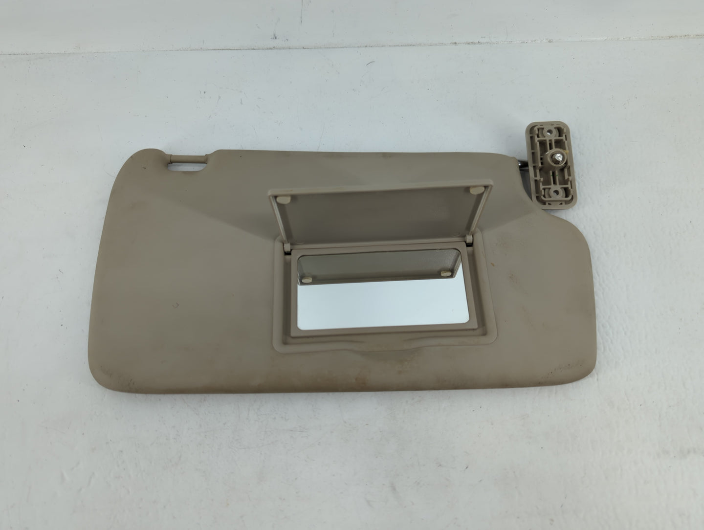 2011-2019 Ford Fiesta Sun Visor Shade Replacement Passenger Right Mirror Fits Fits 2011 2012 2013 2014 2015 2016 2017 2018 2
