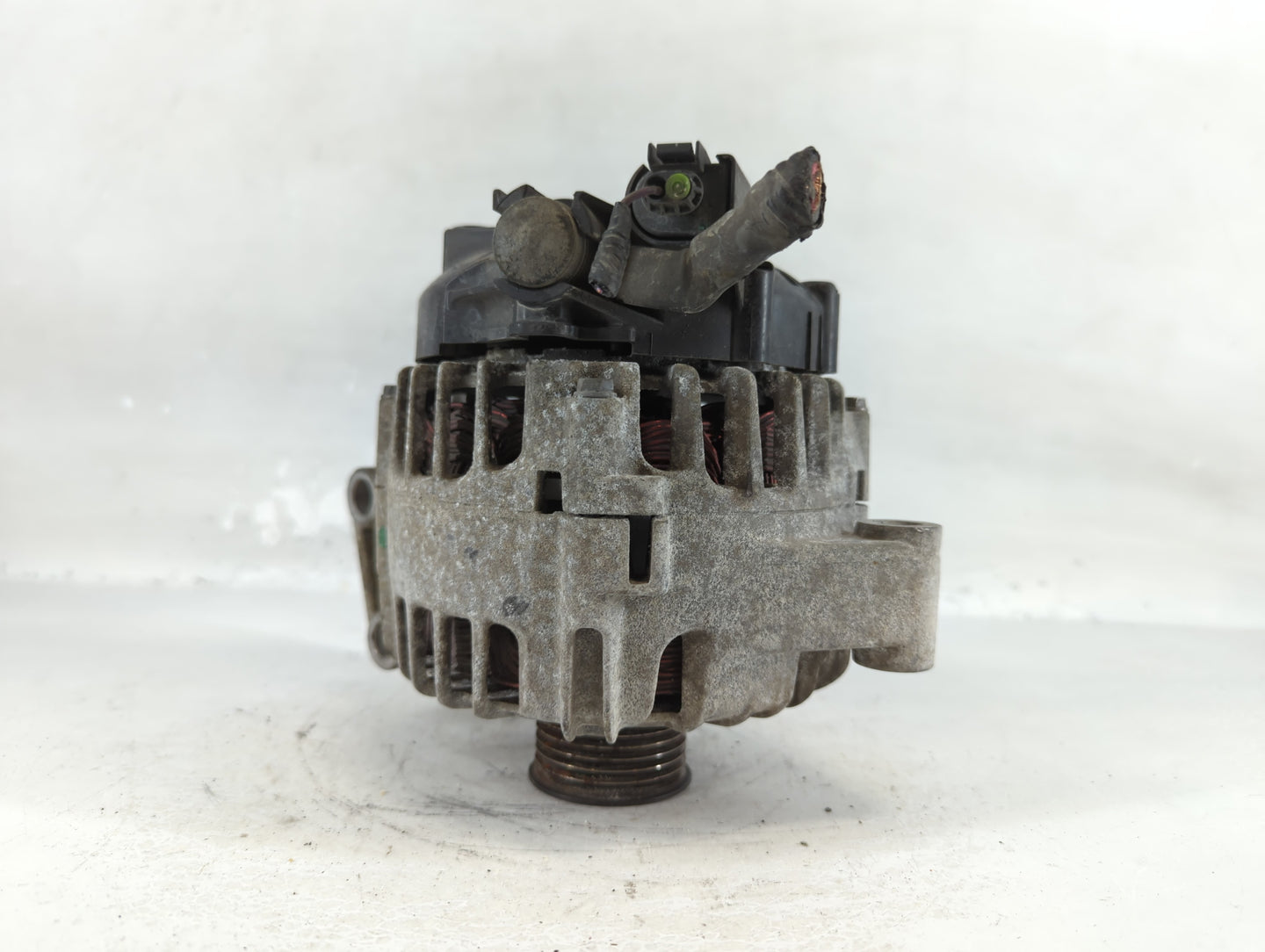2011-2019 Ford Fiesta Alternator Replacement Generator Charging Assembly Engine OEM P/N:AE8T-10300-AA Fits OEM Used Auto Par