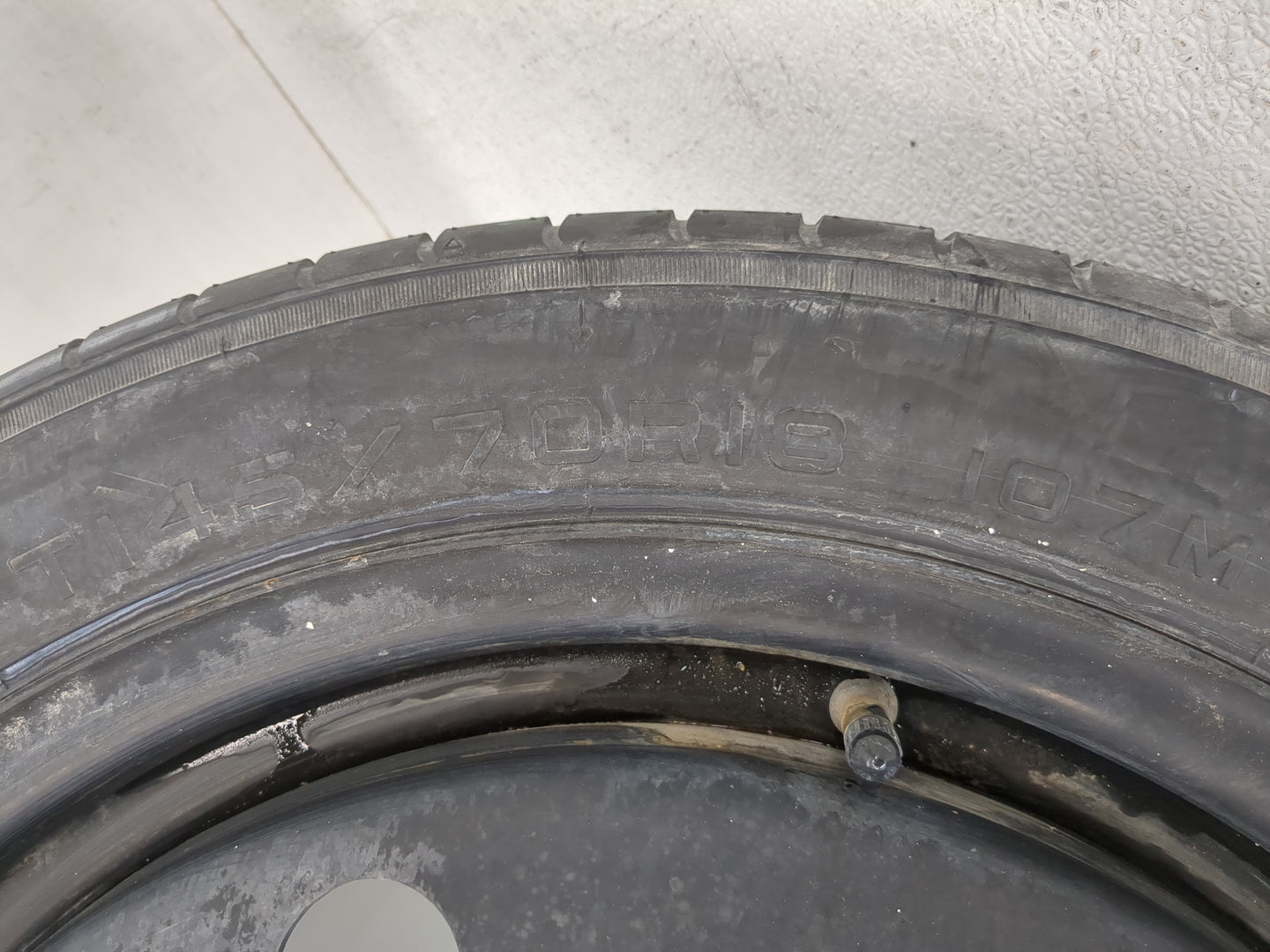 2013-2019 Ford Flex Spare Donut Tire Wheel Rim Oem - Oemusedautoparts1.com