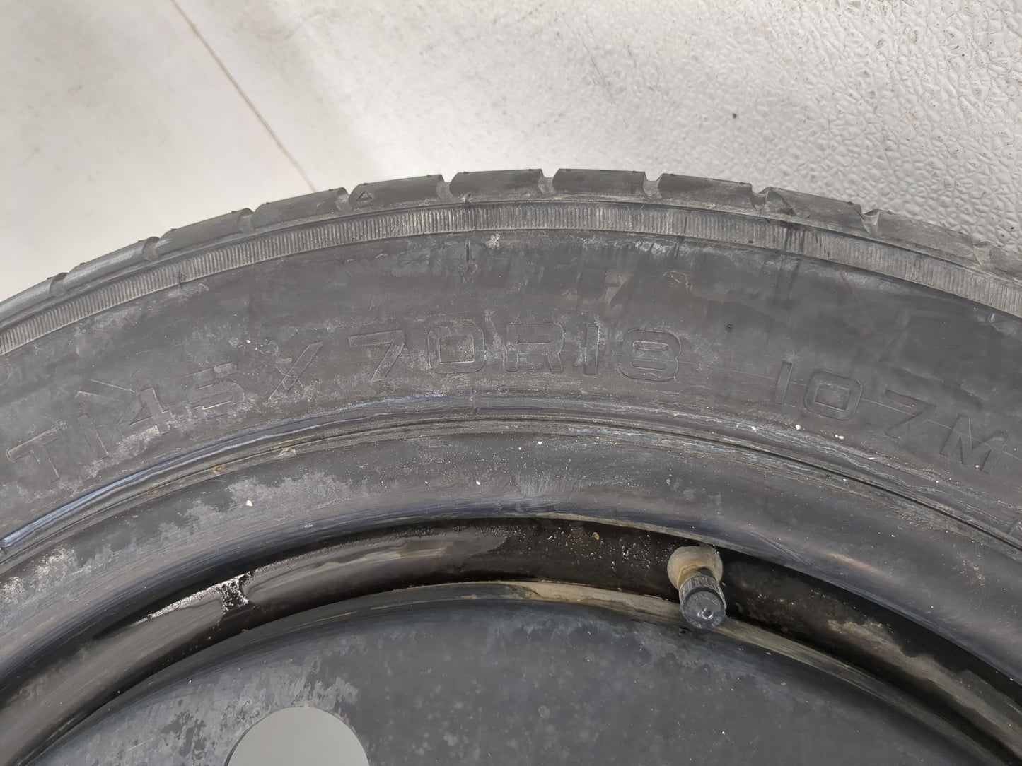 2013-2019 Ford Flex Spare Donut Tire Wheel Rim Oem - Oemusedautoparts1.com