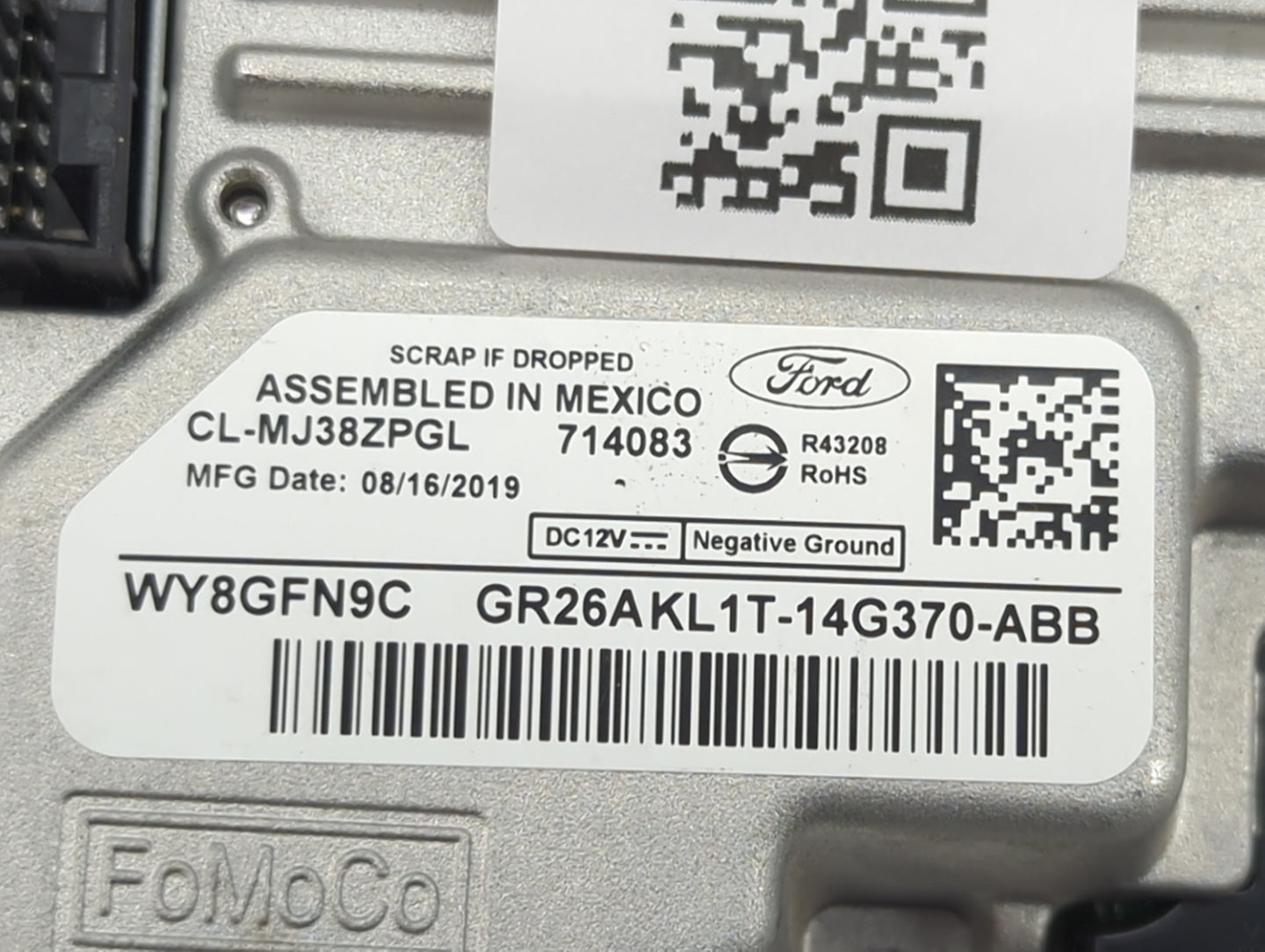 2016-2019 Ford Flex Radio AM FM Cd Player Receiver Replacement Fits Fits 2016 2017 2018 2019 OEM Used Auto Parts - Oemusedau