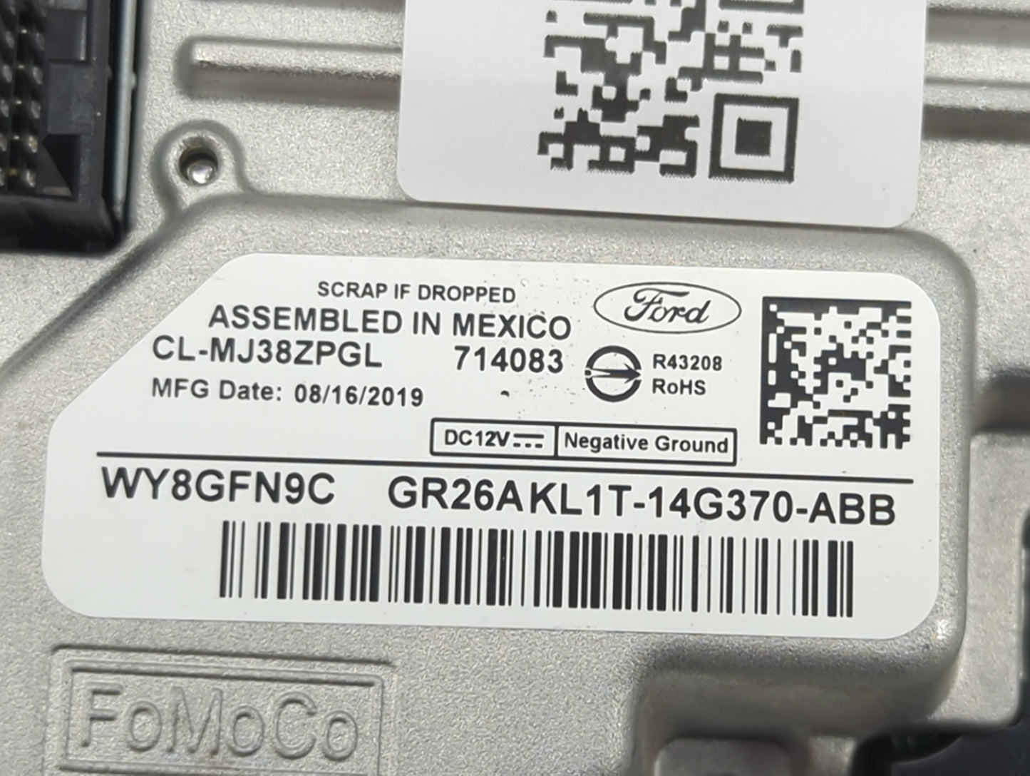 2016-2019 Ford Flex Radio AM FM Cd Player Receiver Replacement Fits Fits 2016 2017 2018 2019 OEM Used Auto Parts - Oemusedau