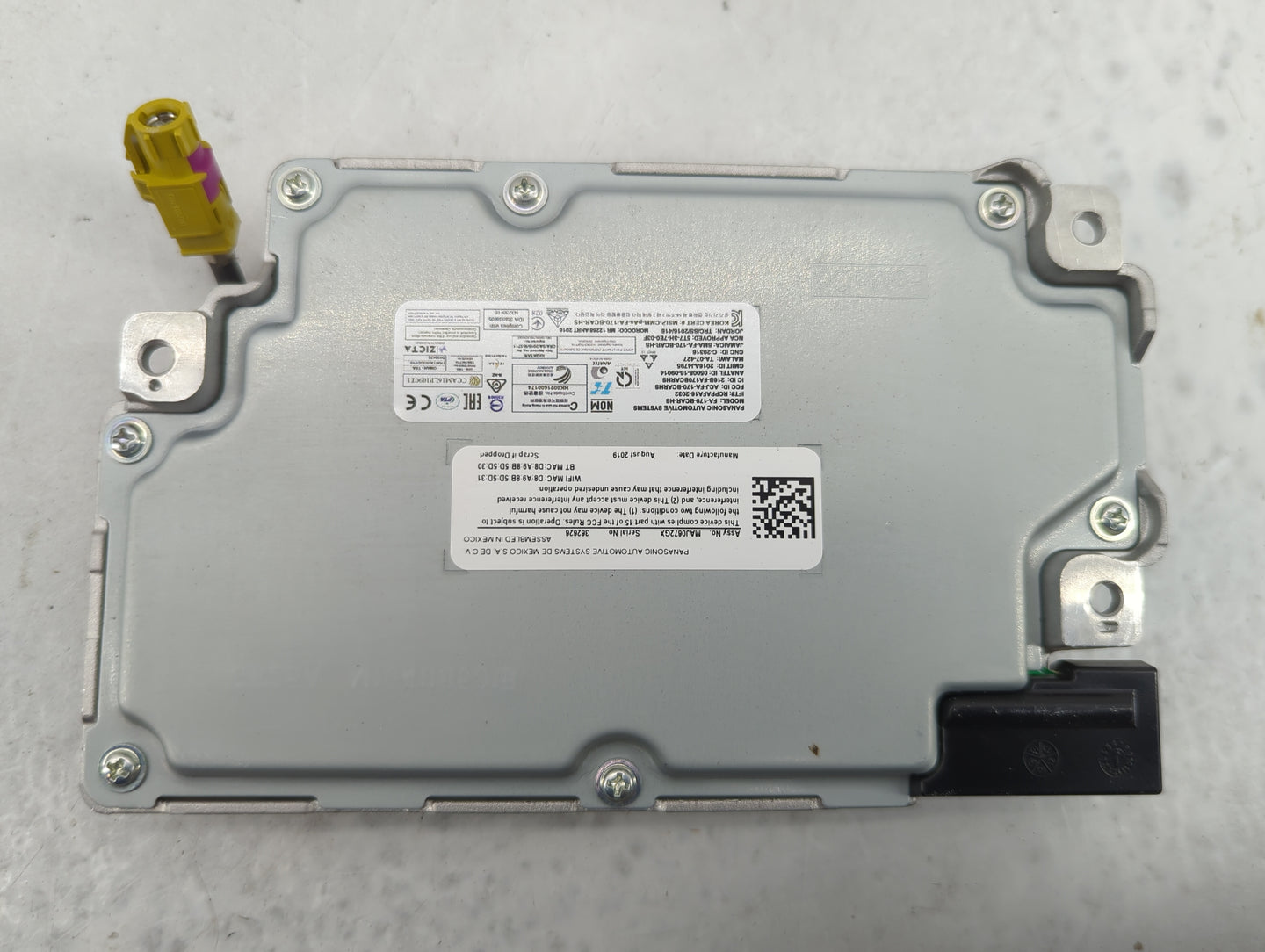 2016-2019 Ford Flex Radio AM FM Cd Player Receiver Replacement Fits Fits 2016 2017 2018 2019 OEM Used Auto Parts - Oemusedau