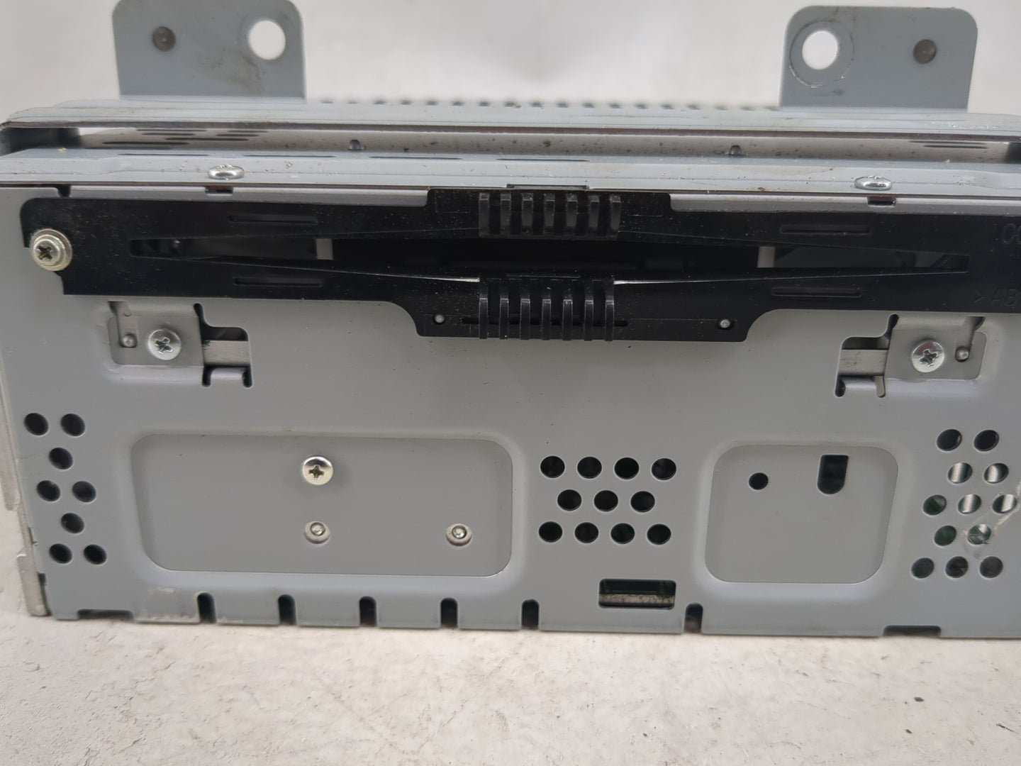 2016-2019 Ford Flex Radio AM FM Cd Player Receiver Replacement P/N:CQ-FJ32E6UMH Fits Fits 2016 2017 2018 2019 OEM Used Auto 