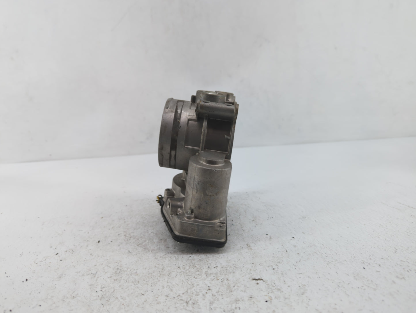 2013-2019 Ford Flex Throttle Body P/N:AT4E-9F991-EL AT4E-9F991-EH Fits Fits 2011 2012 2013 2014 2015 2016 2017 2018 2019 OEM