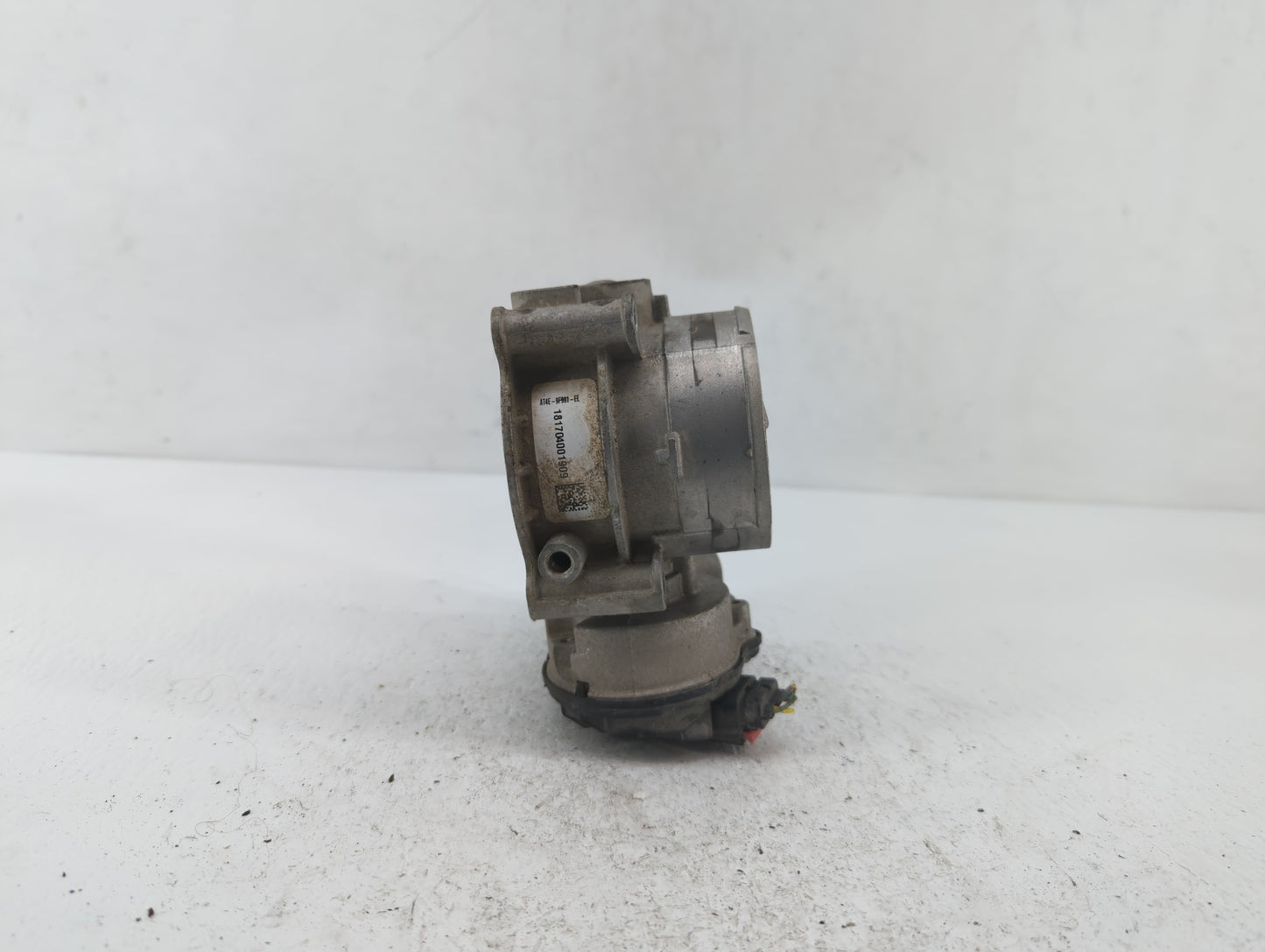 2013-2019 Ford Flex Throttle Body P/N:AT4E-9F991-EL AT4E-9F991-EH Fits Fits 2011 2012 2013 2014 2015 2016 2017 2018 2019 OEM