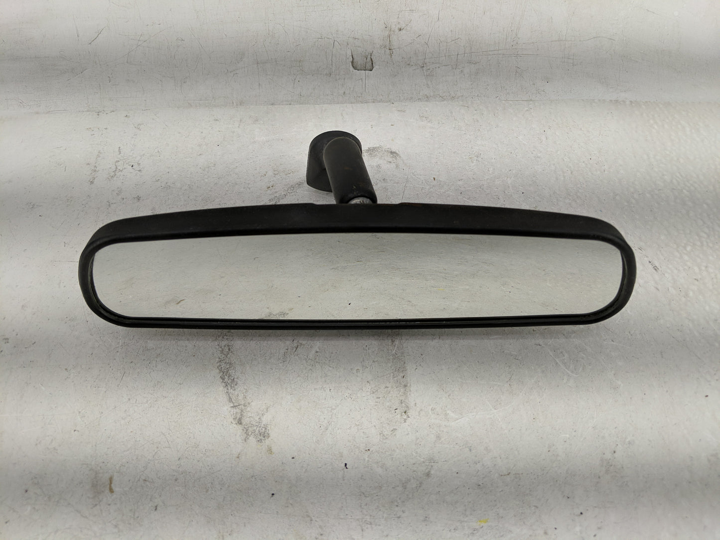 2019 Ford Focus Interior Rear View Mirror Replacement OEM P/N:E8011681 Fits OEM Used Auto Parts - Oemusedautoparts1.com