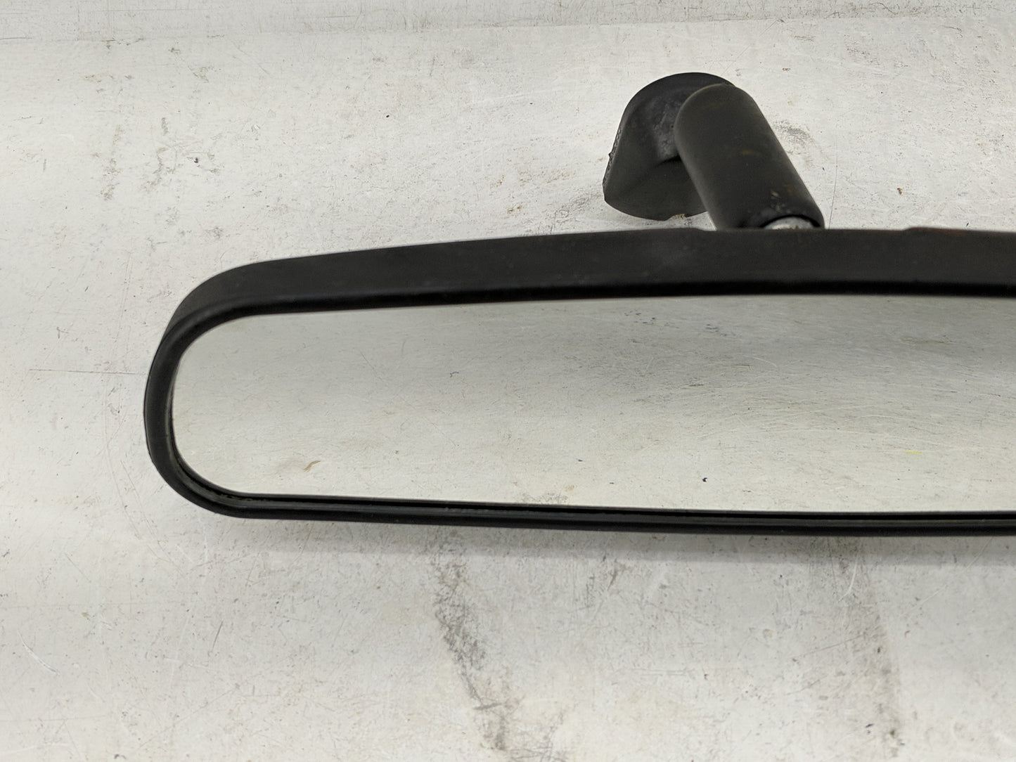 2019 Ford Focus Interior Rear View Mirror Replacement OEM P/N:E8011681 Fits OEM Used Auto Parts - Oemusedautoparts1.com