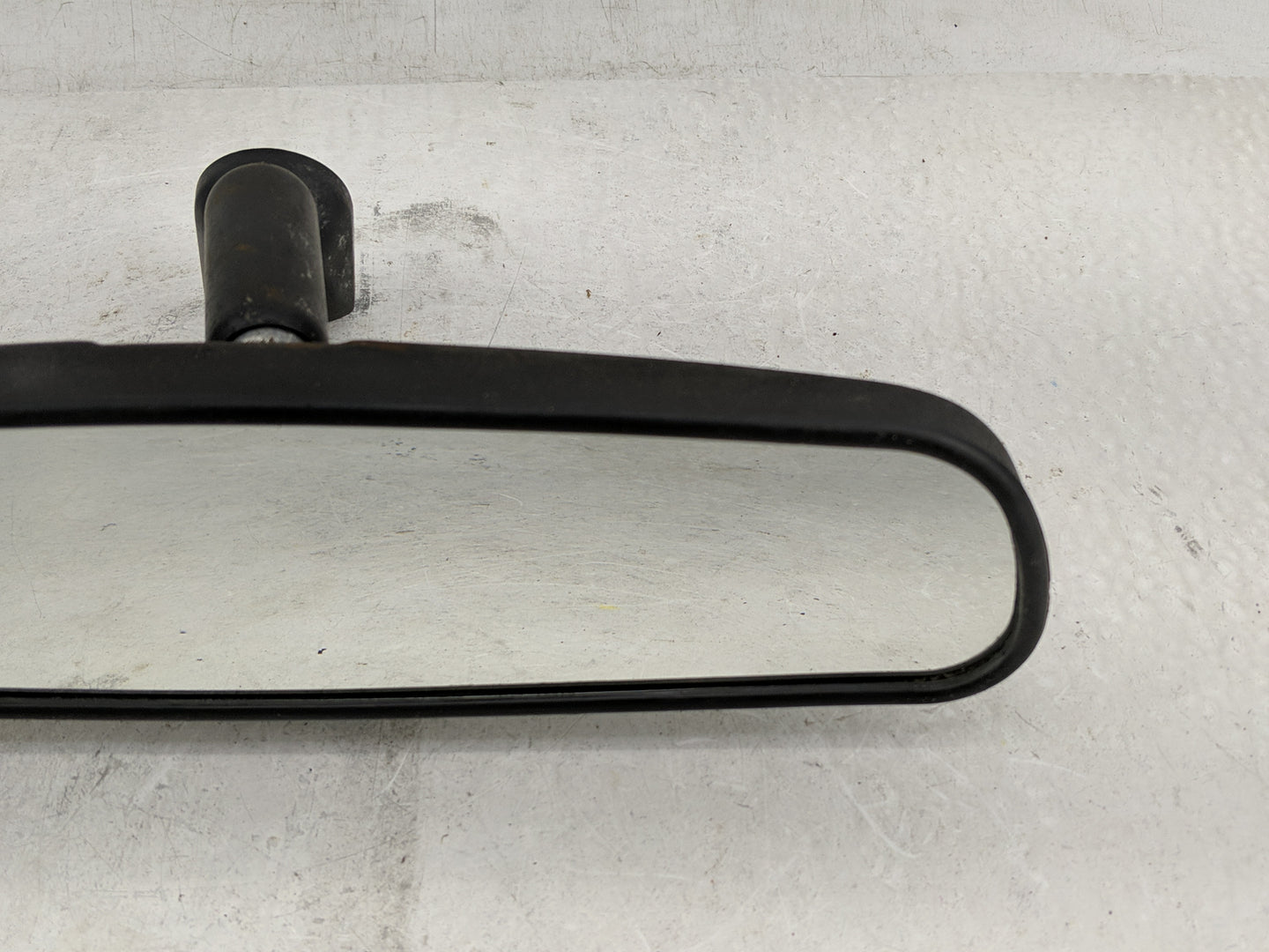 2019 Ford Focus Interior Rear View Mirror Replacement OEM P/N:E8011681 Fits OEM Used Auto Parts - Oemusedautoparts1.com