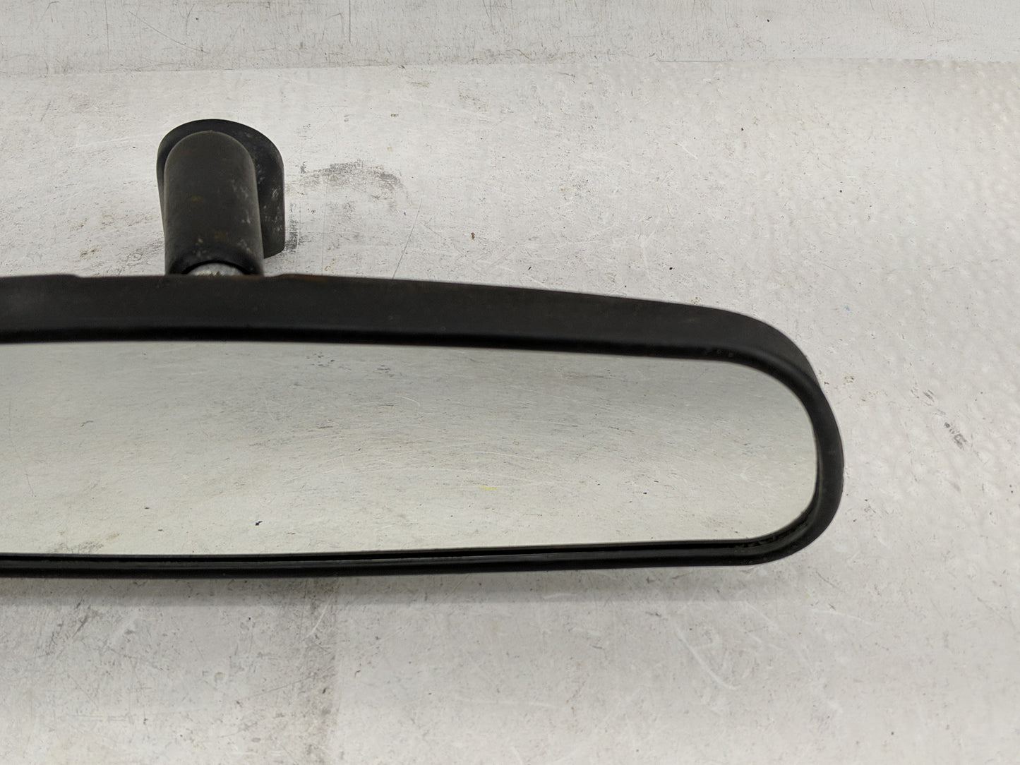 2019 Ford Focus Interior Rear View Mirror Replacement OEM P/N:E8011681 Fits OEM Used Auto Parts - Oemusedautoparts1.com