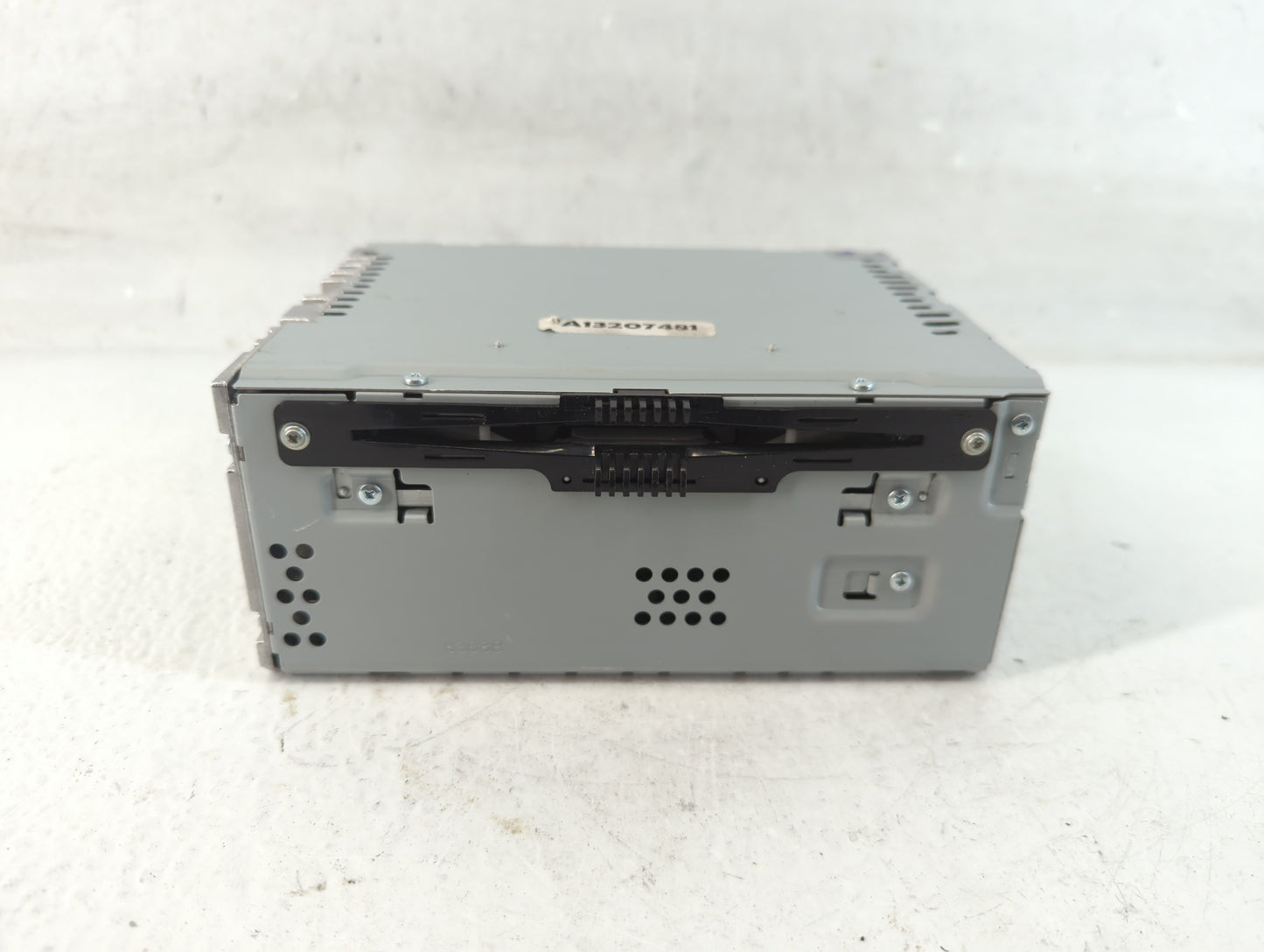 2017-2020 Ford Fusion Radio AM FM Cd Player Receiver Replacement P/N:HS7T-19C107-ZA Fits Fits 2017 2018 2019 2020 OEM Used A